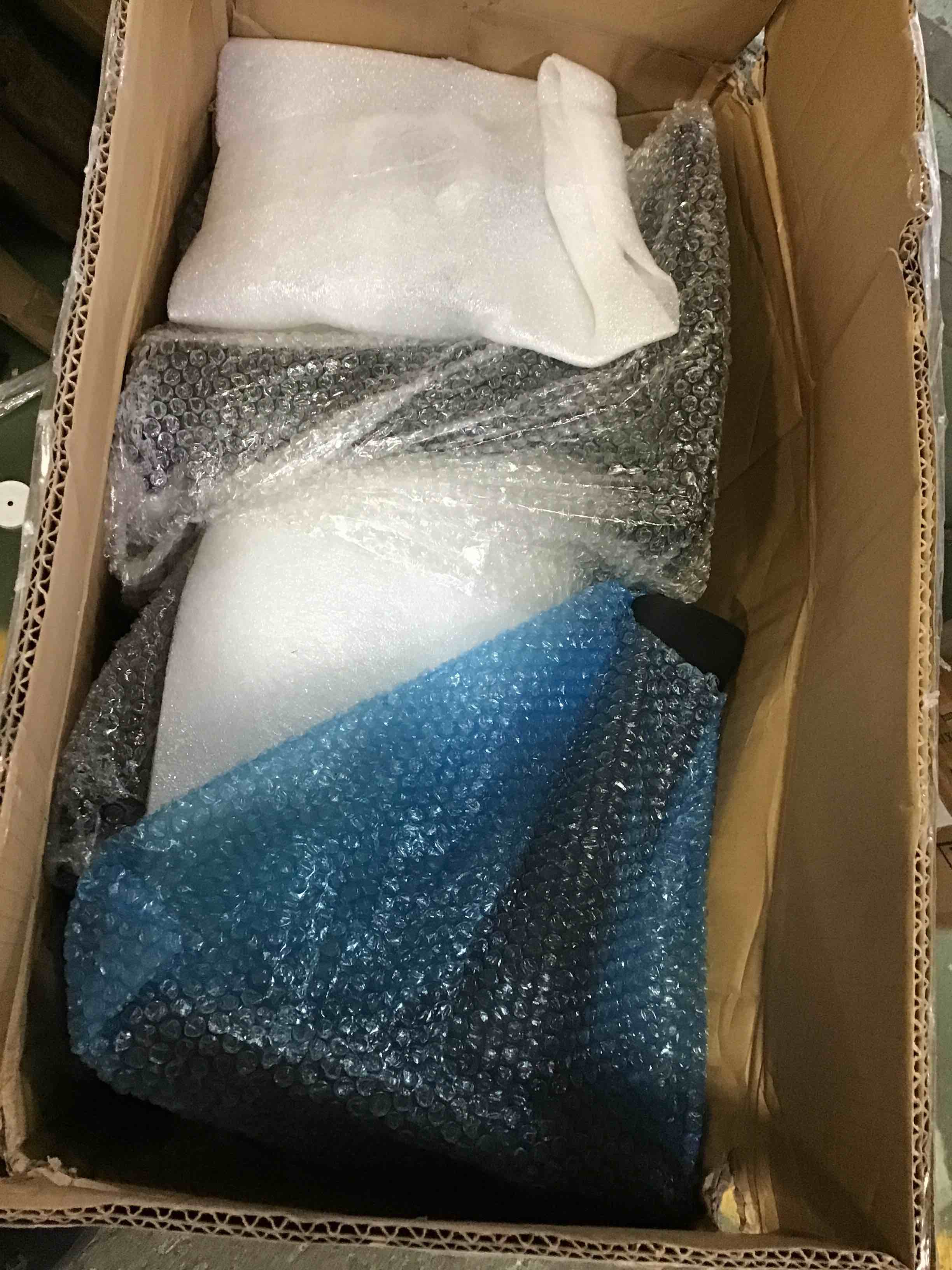 https://s3.amazonaws.com/lotting-images-prod/bidfta/ORG5223429_1693251214274.jpeg