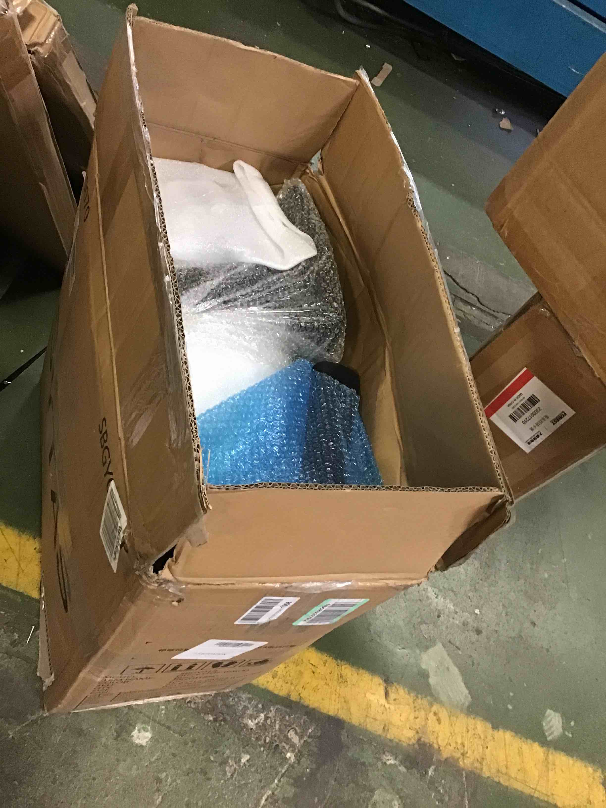 https://s3.amazonaws.com/lotting-images-prod/bidfta/ORG5223429_1693251217561.jpeg