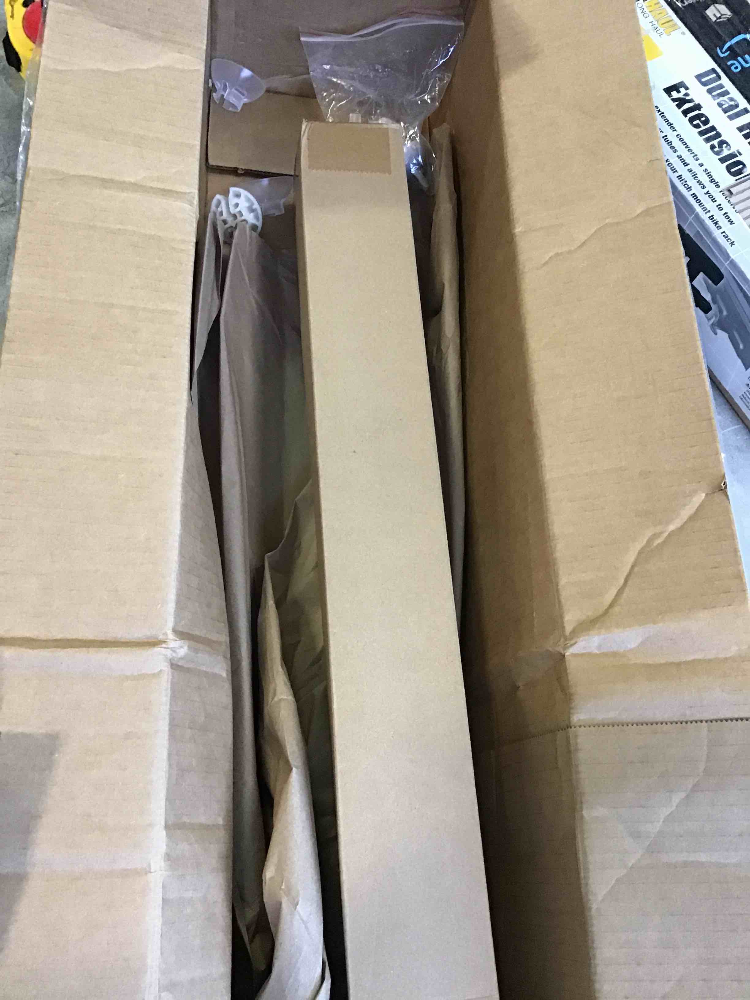 https://s3.amazonaws.com/lotting-images-prod/bidfta/ORG5226294_1693228971422.jpeg