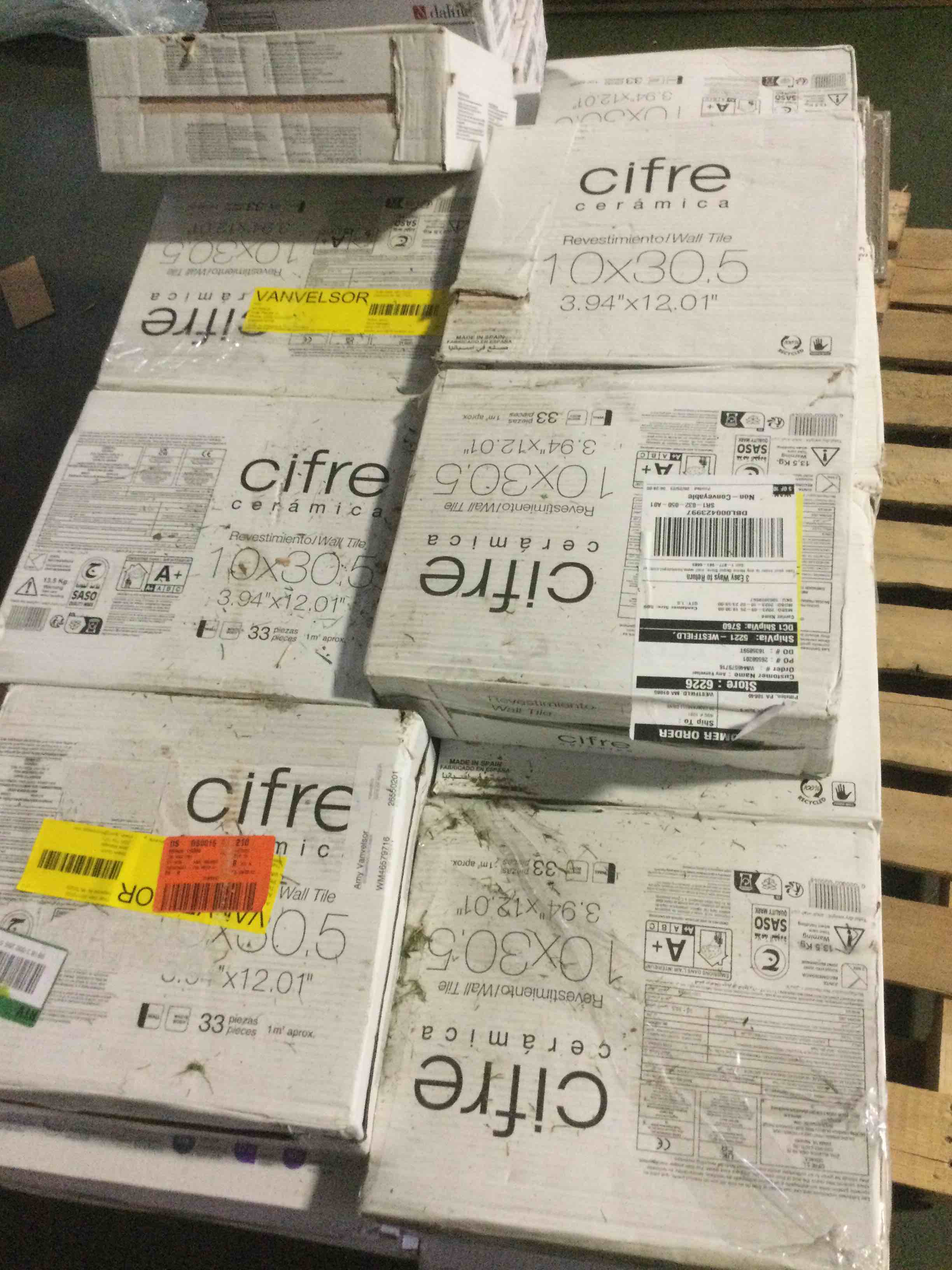 https://s3.amazonaws.com/lotting-images-prod/bidfta/ORG5227238_1698677886313.jpeg