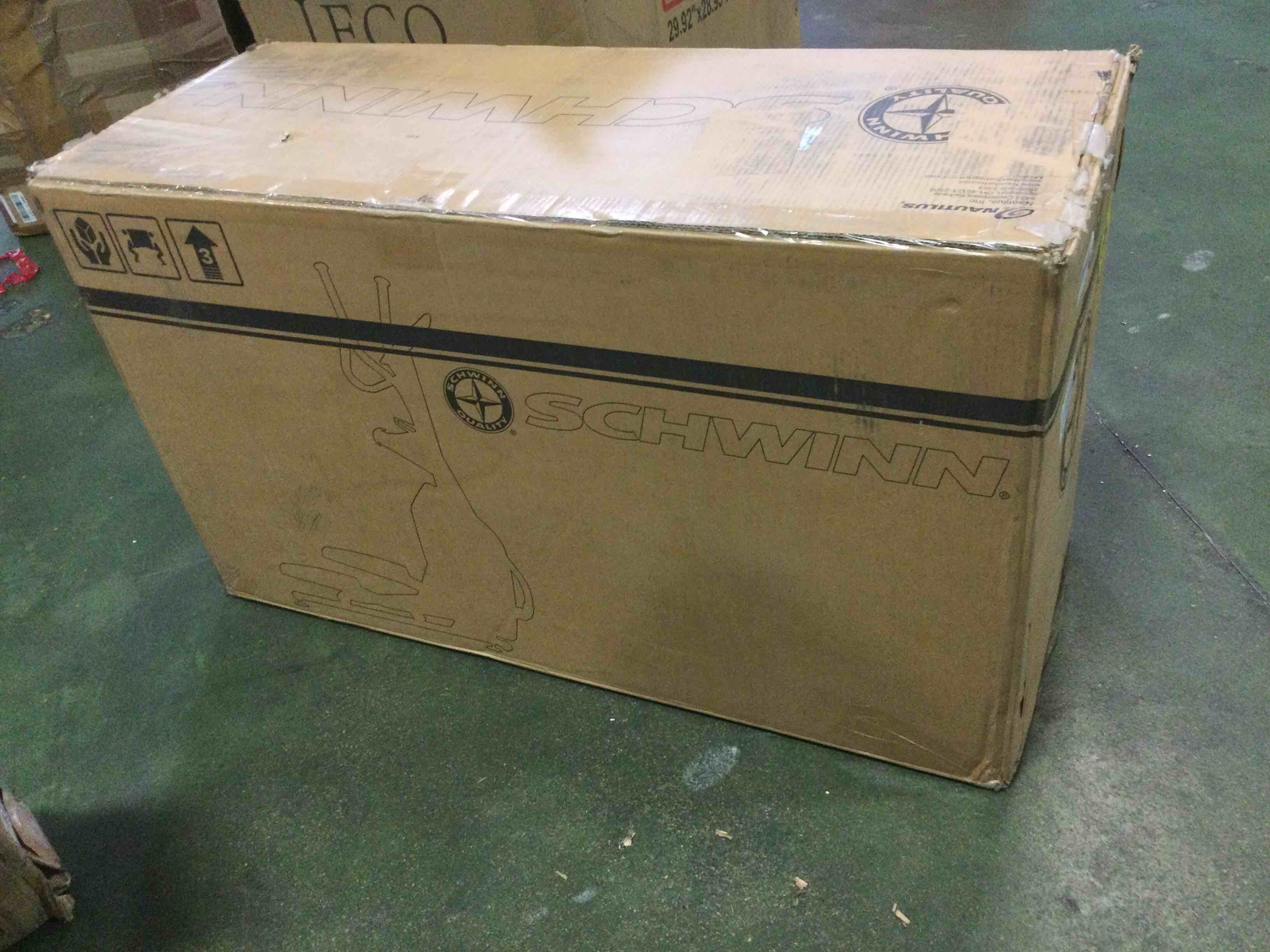 https://s3.amazonaws.com/lotting-images-prod/bidfta/ORG5228434_1692903940056.jpeg