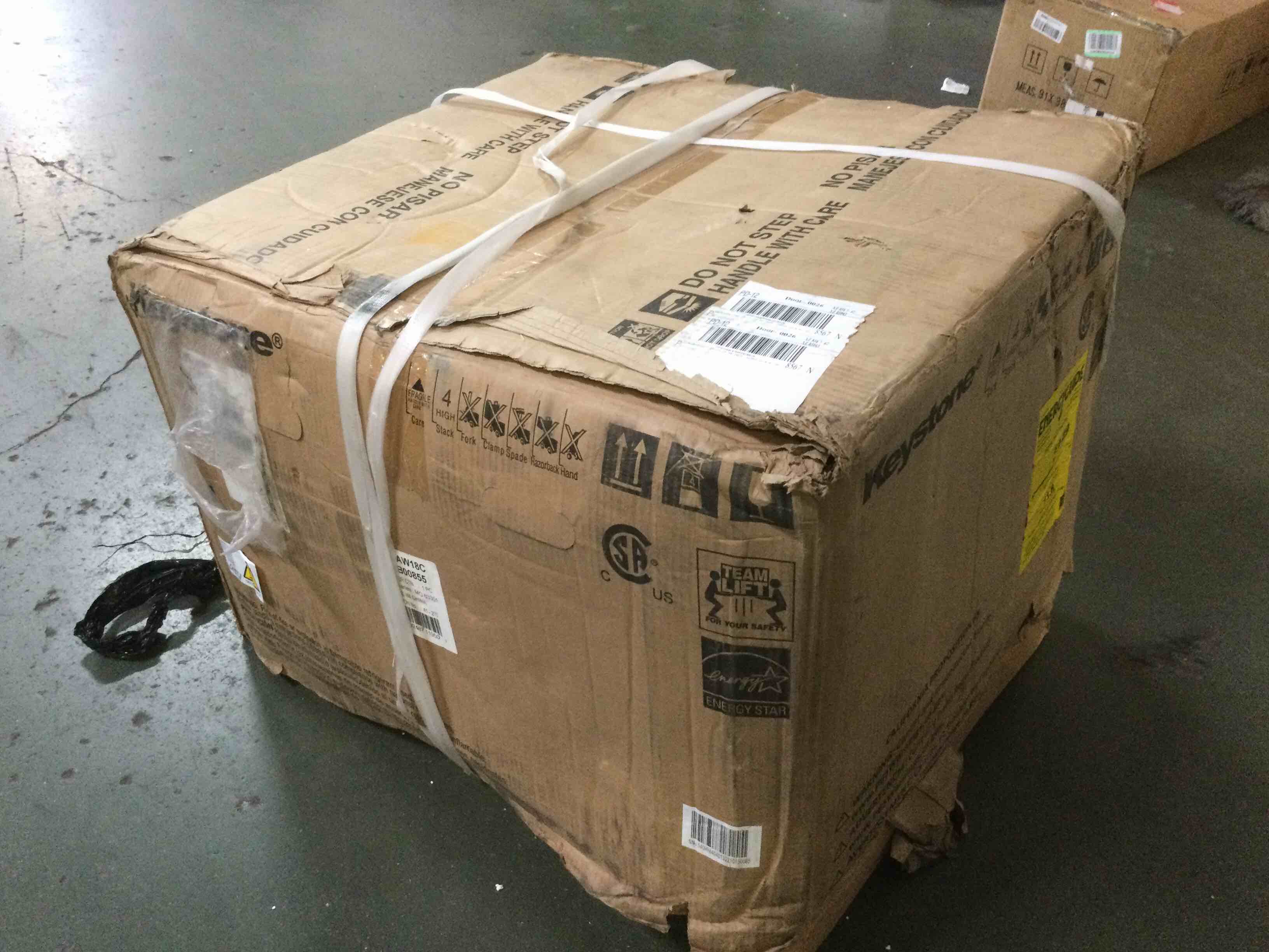 https://s3.amazonaws.com/lotting-images-prod/bidfta/ORG5229143_1693336871971.jpeg