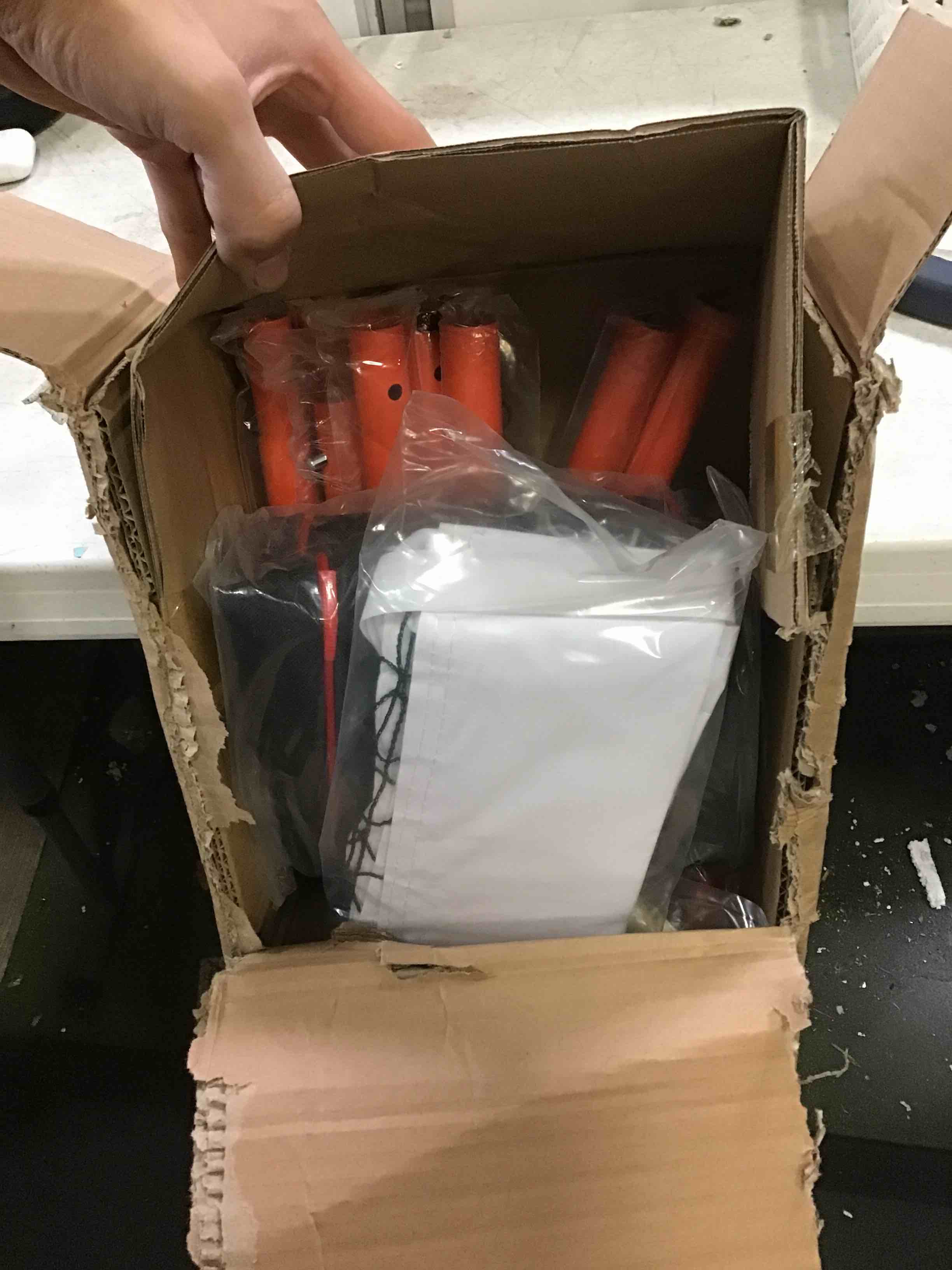 https://s3.amazonaws.com/lotting-images-prod/bidfta/ORG5230143_1693425038161.jpeg