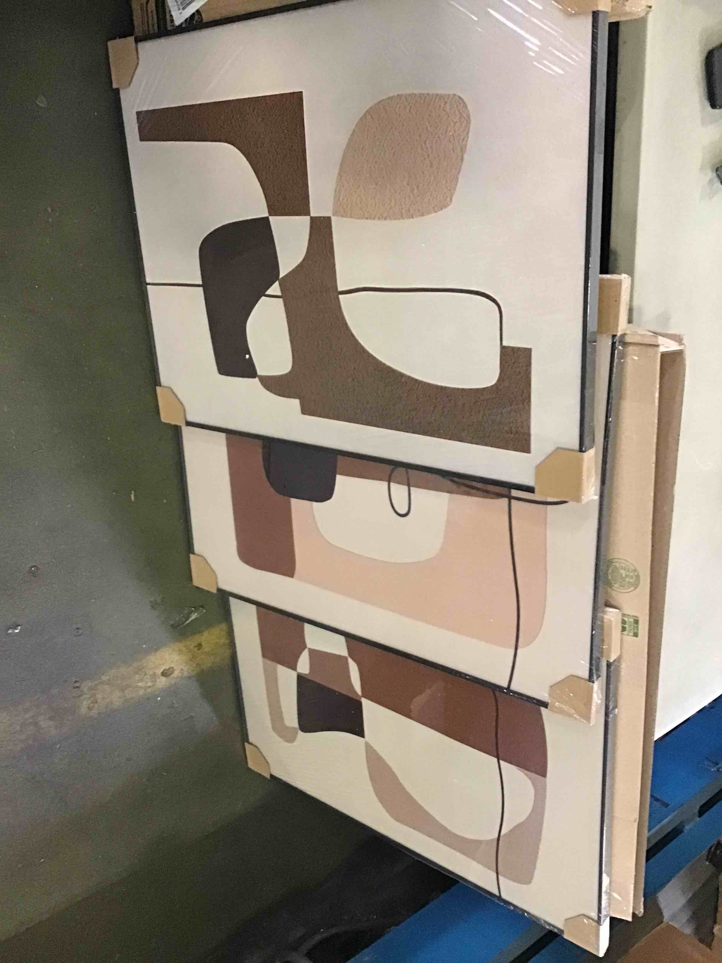 https://s3.amazonaws.com/lotting-images-prod/bidfta/ORG5232807_1692903291062.jpeg