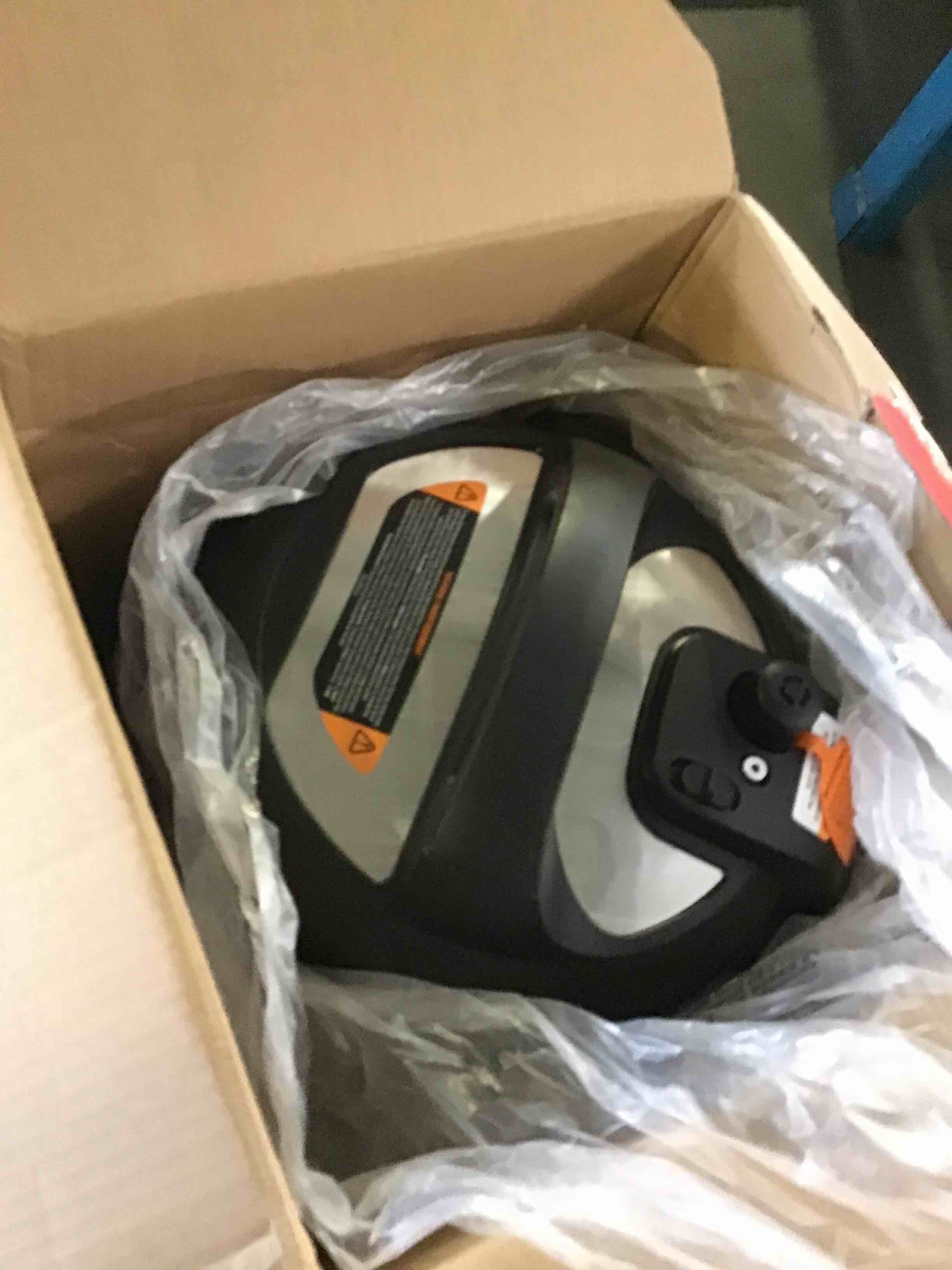 https://s3.amazonaws.com/lotting-images-prod/bidfta/ORG5233285_1693233826546.jpeg