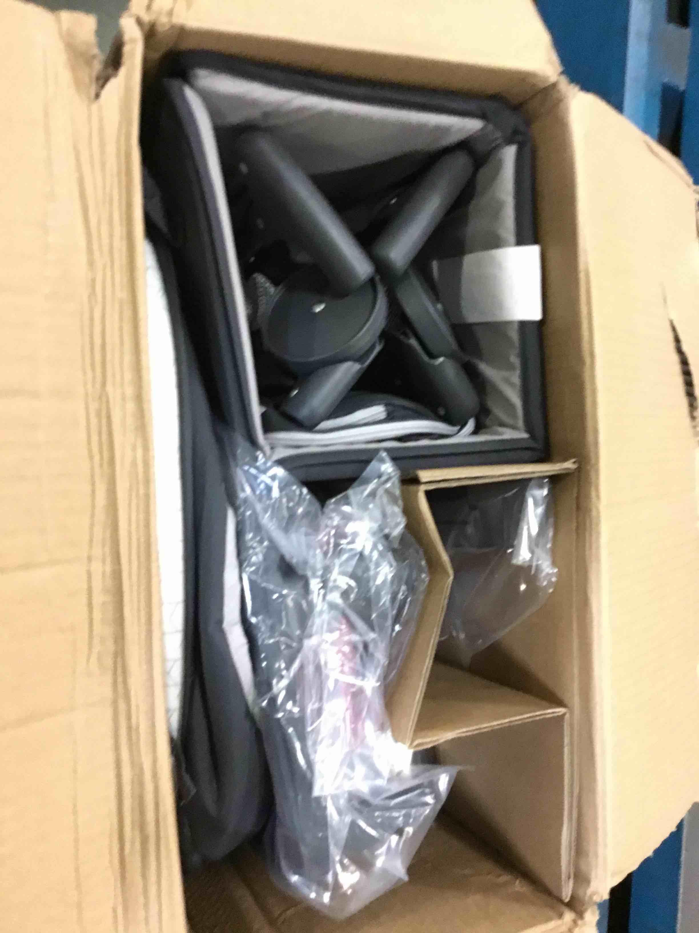 https://s3.amazonaws.com/lotting-images-prod/bidfta/ORG5233461_1693311703183.jpeg