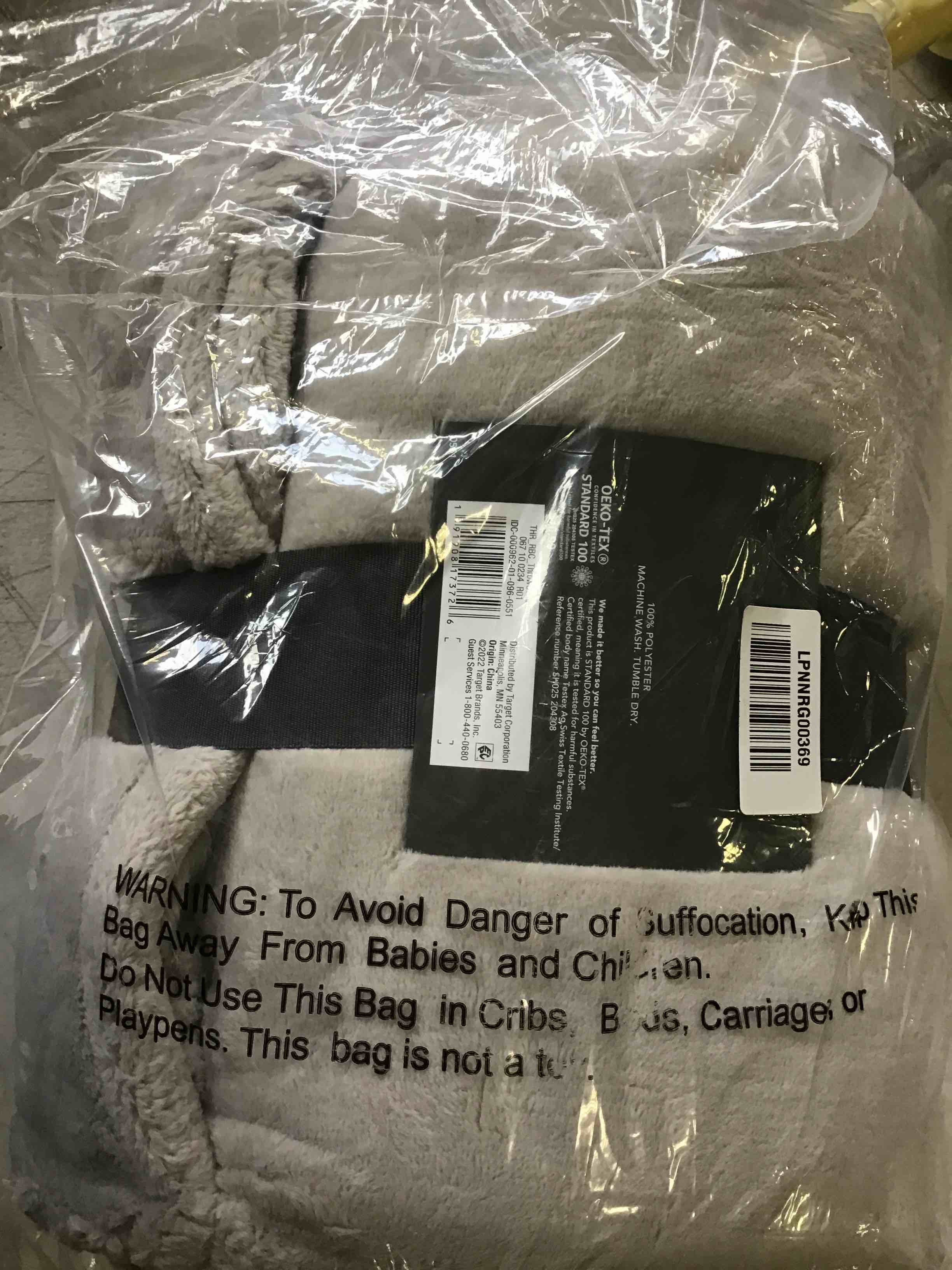 https://s3.amazonaws.com/lotting-images-prod/bidfta/ORG5235354_1692989818383.jpeg