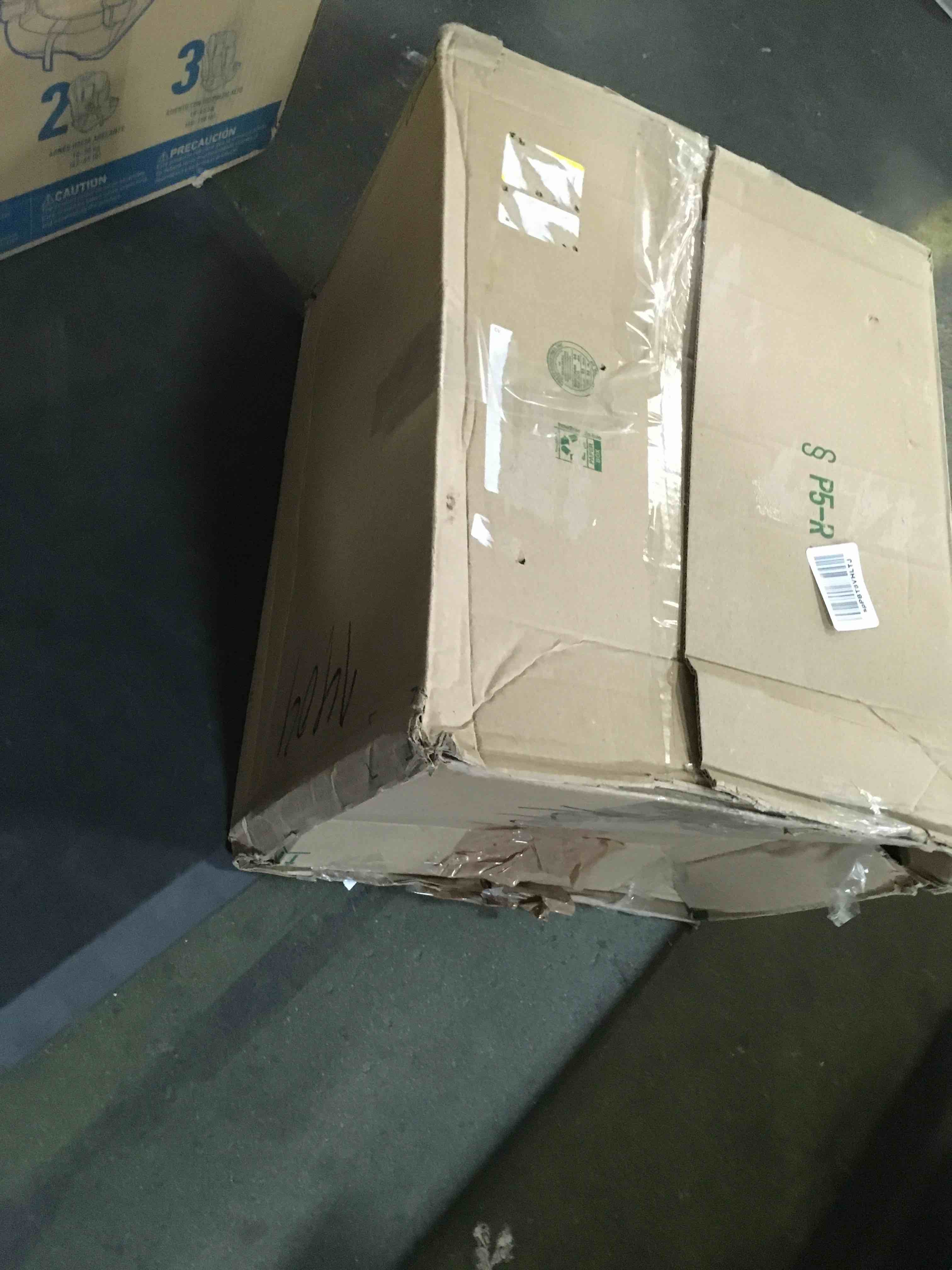 https://s3.amazonaws.com/lotting-images-prod/bidfta/ORG5235738_1693234612169.jpeg