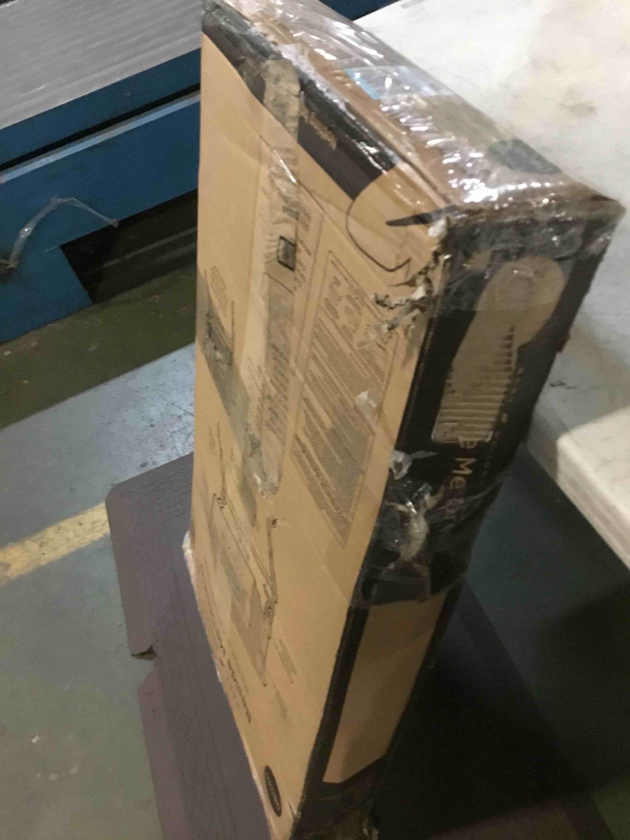 https://s3.amazonaws.com/lotting-images-prod/bidfta/ORG5235952_1693392999626.jpeg
