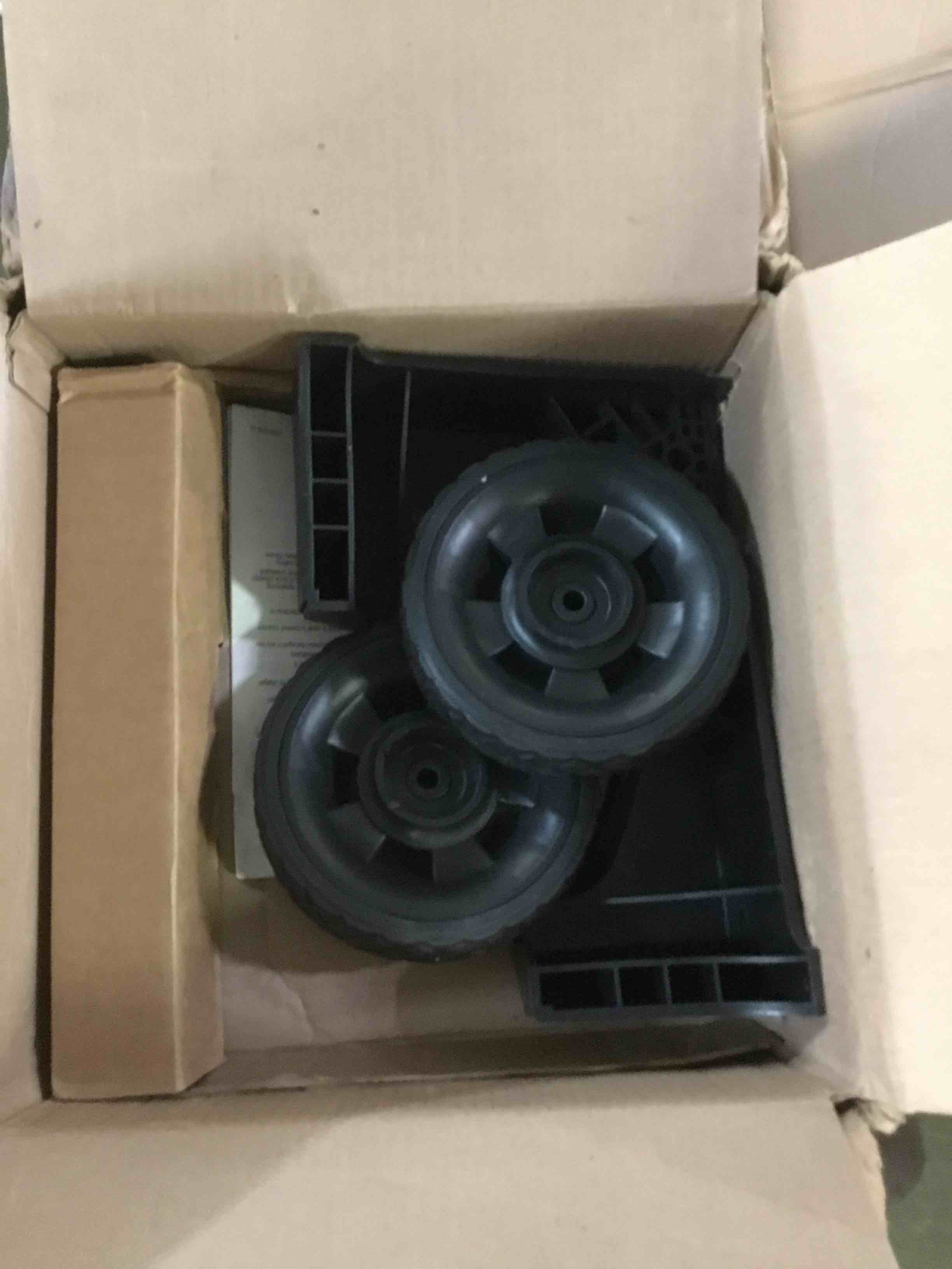 https://s3.amazonaws.com/lotting-images-prod/bidfta/ORG5235976_1693399521861.jpeg