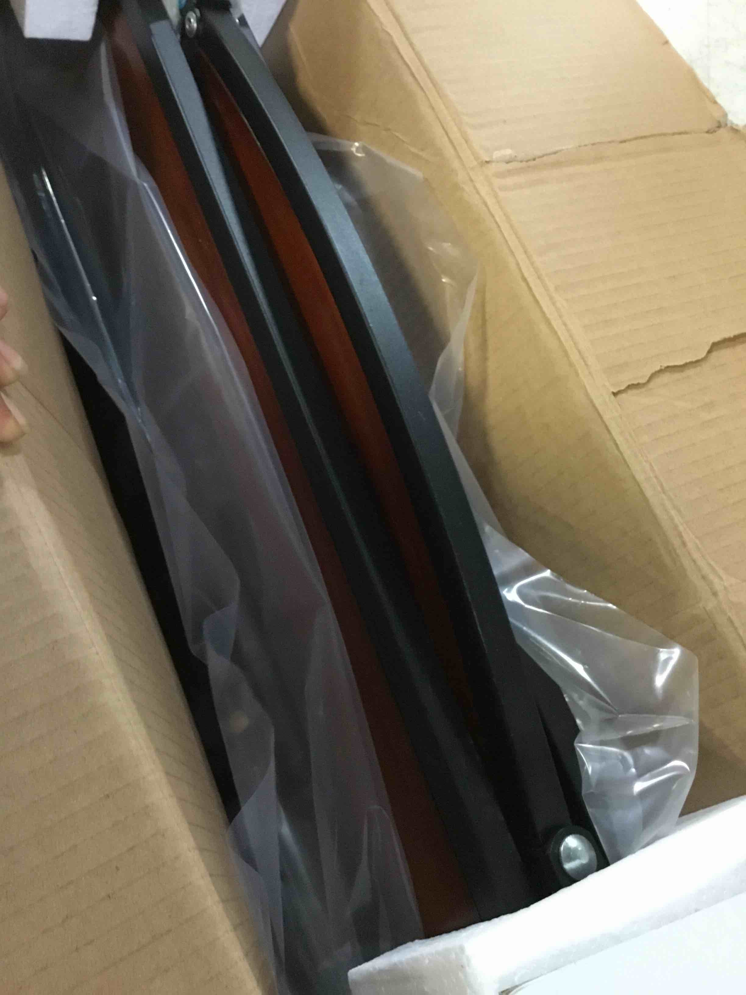https://s3.amazonaws.com/lotting-images-prod/bidfta/ORG5235998_1693405574120.jpeg