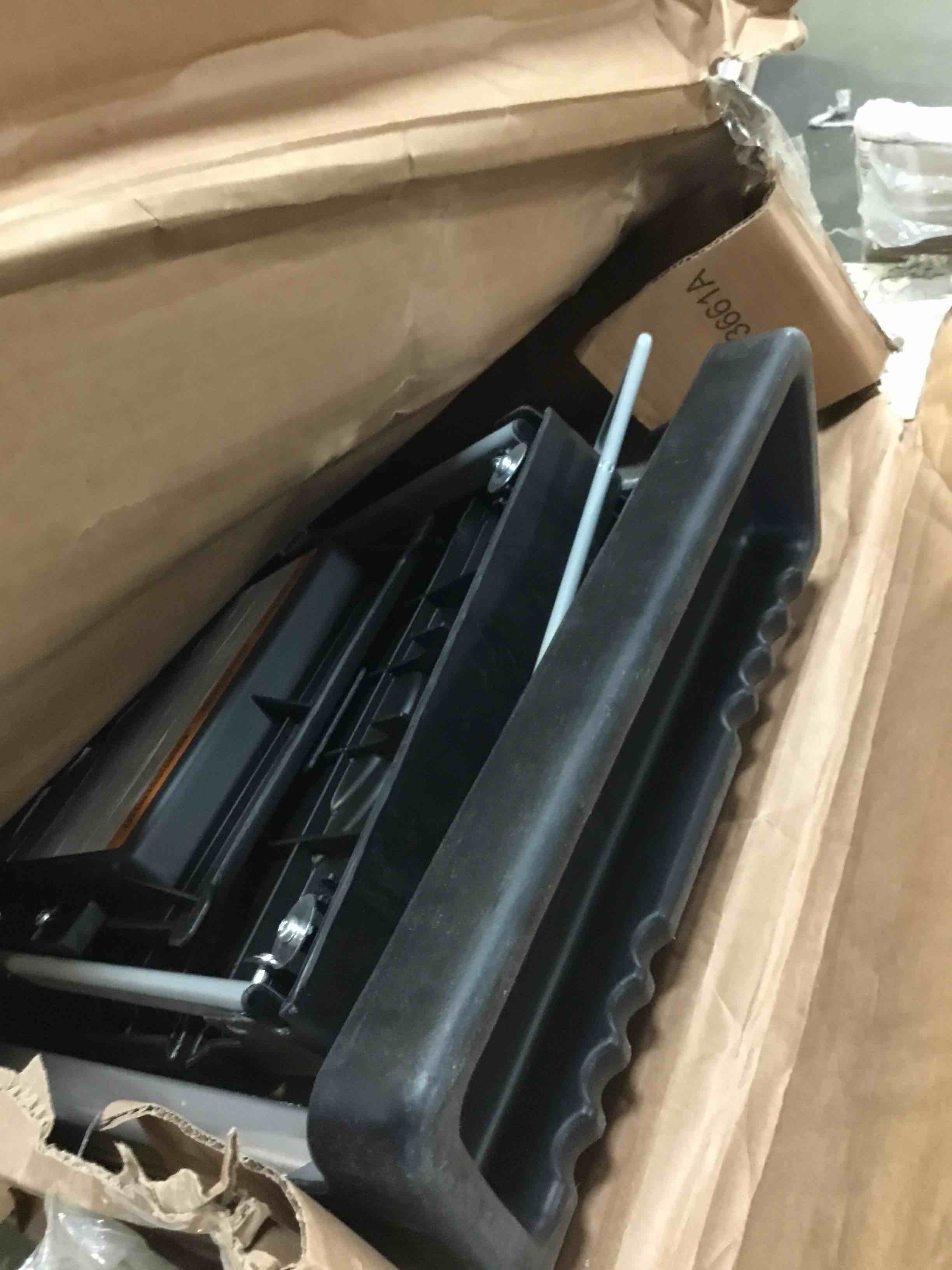 https://s3.amazonaws.com/lotting-images-prod/bidfta/ORG5238567_1692371873184.jpeg