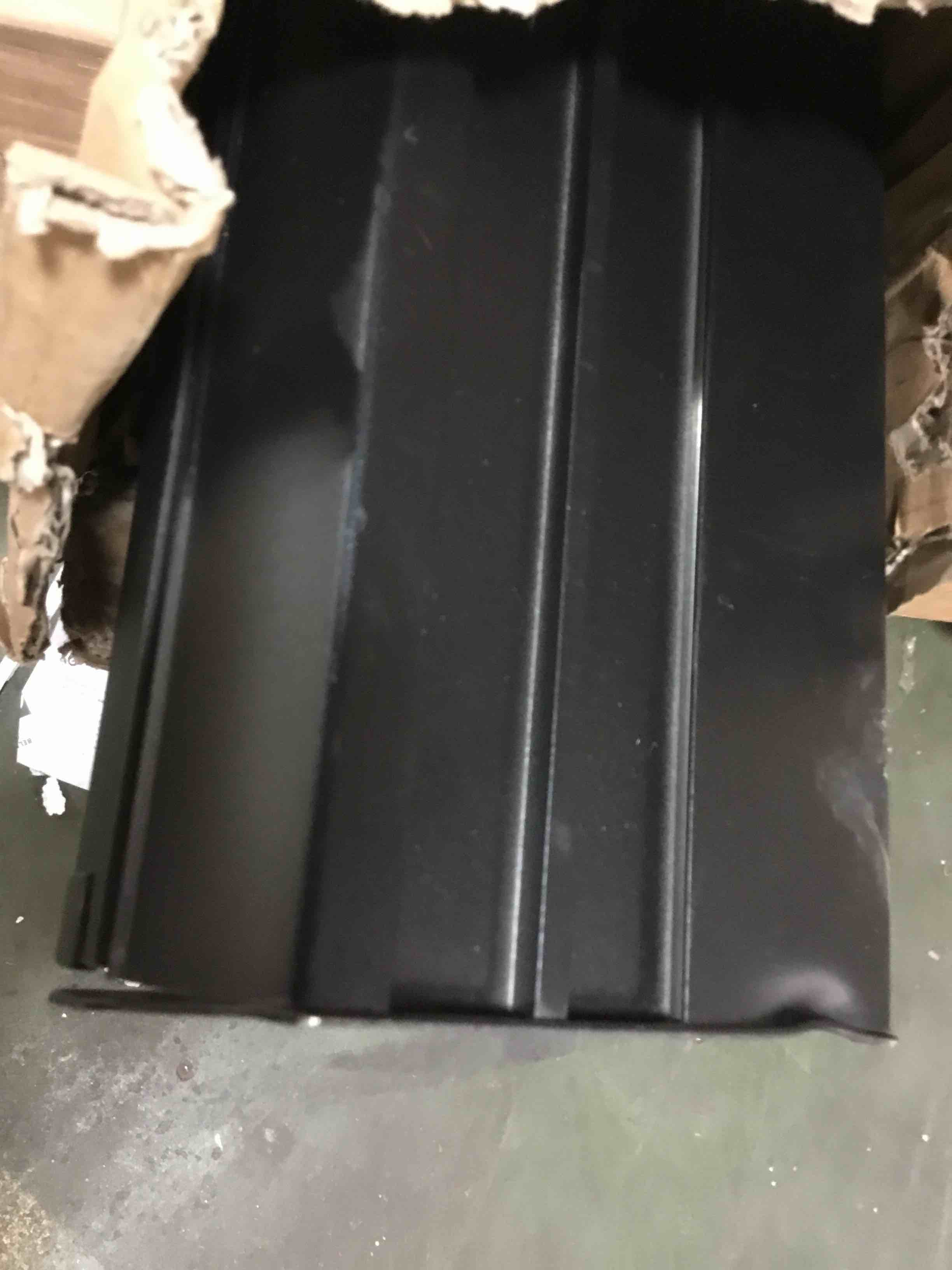 https://s3.amazonaws.com/lotting-images-prod/bidfta/ORG5239017_1692893929130.jpeg