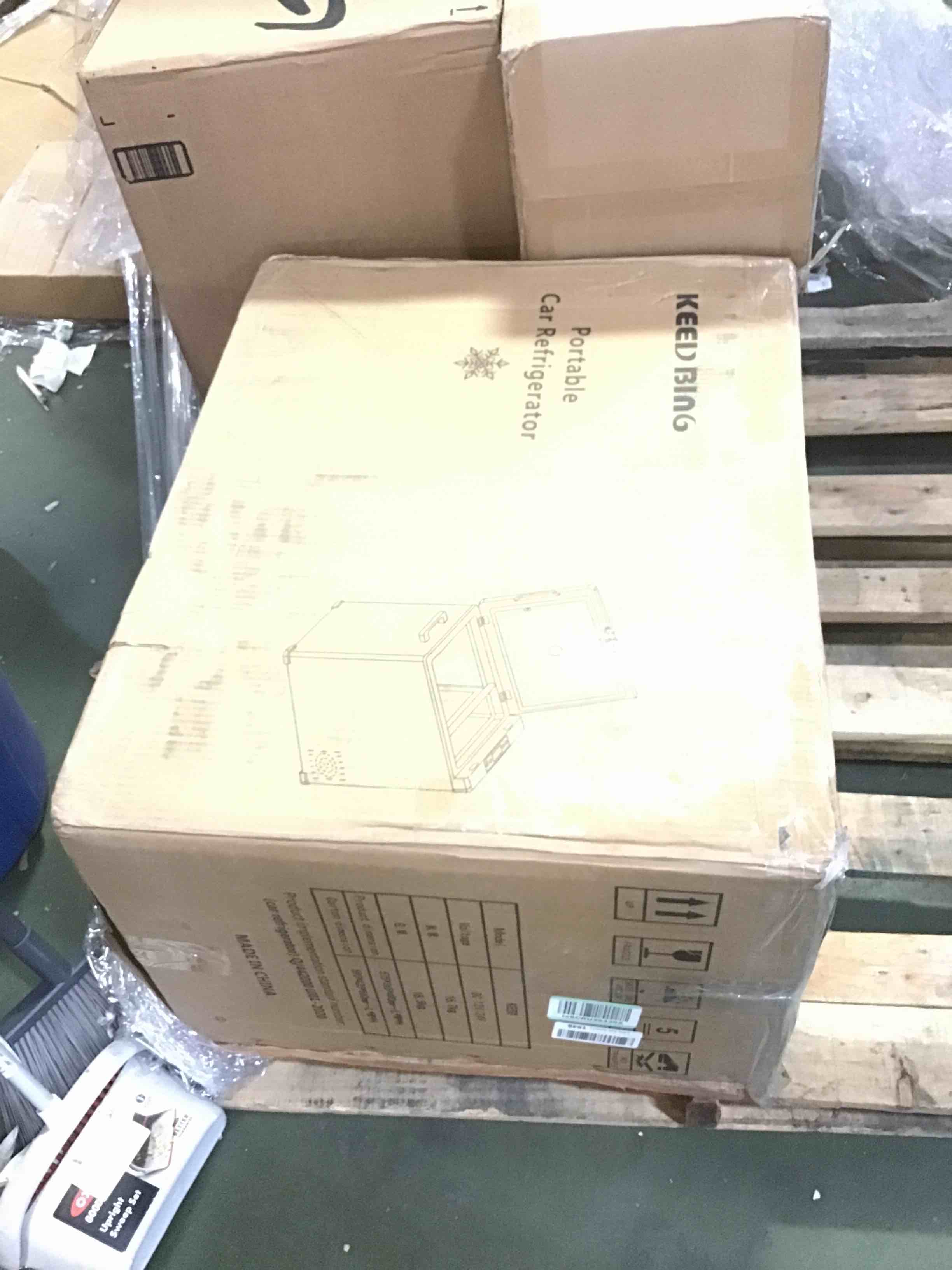 https://s3.amazonaws.com/lotting-images-prod/bidfta/ORG5239414_1693315564270.jpeg