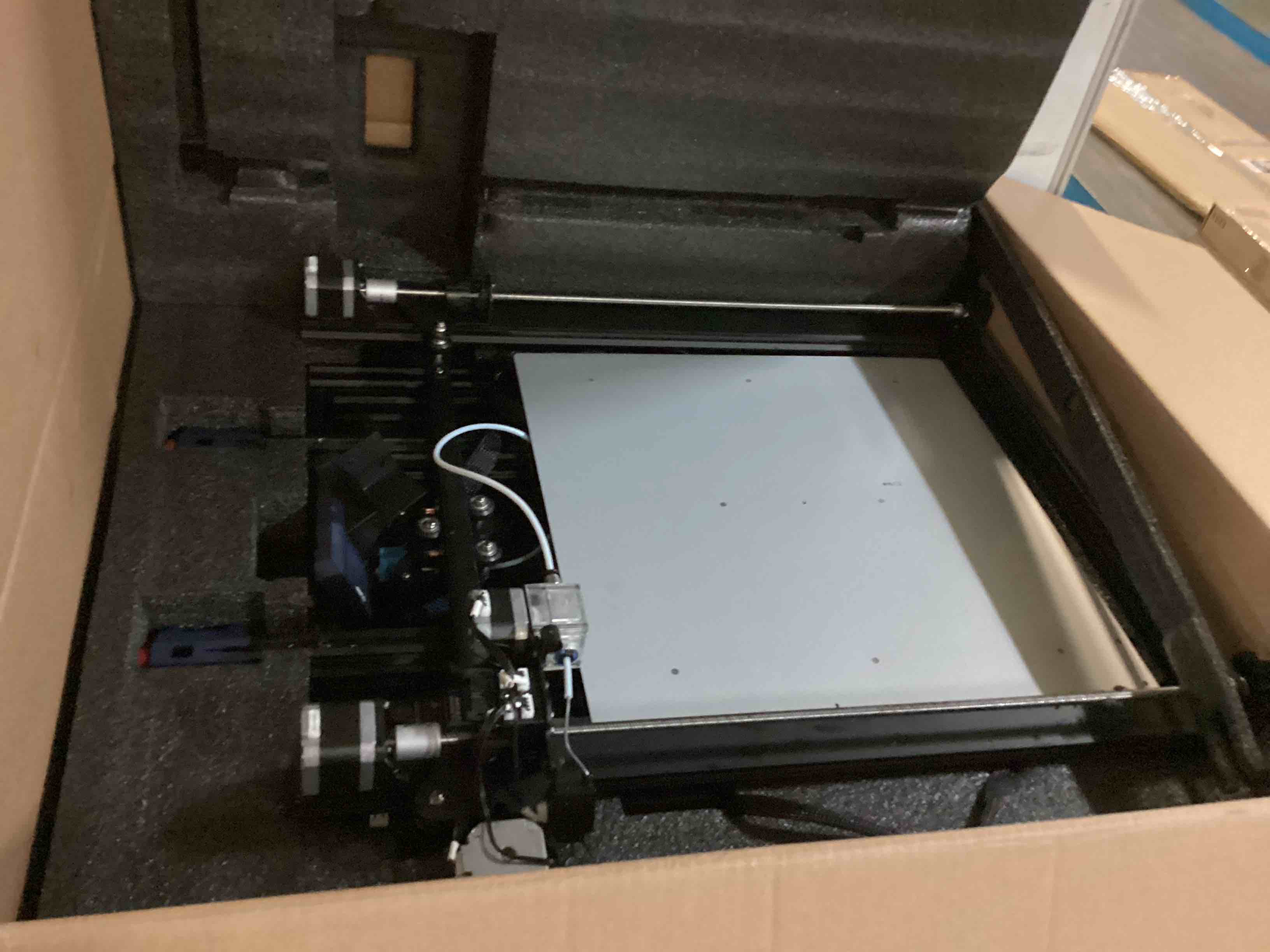 https://s3.amazonaws.com/lotting-images-prod/bidfta/ORG5255990_1699623904495.jpeg
