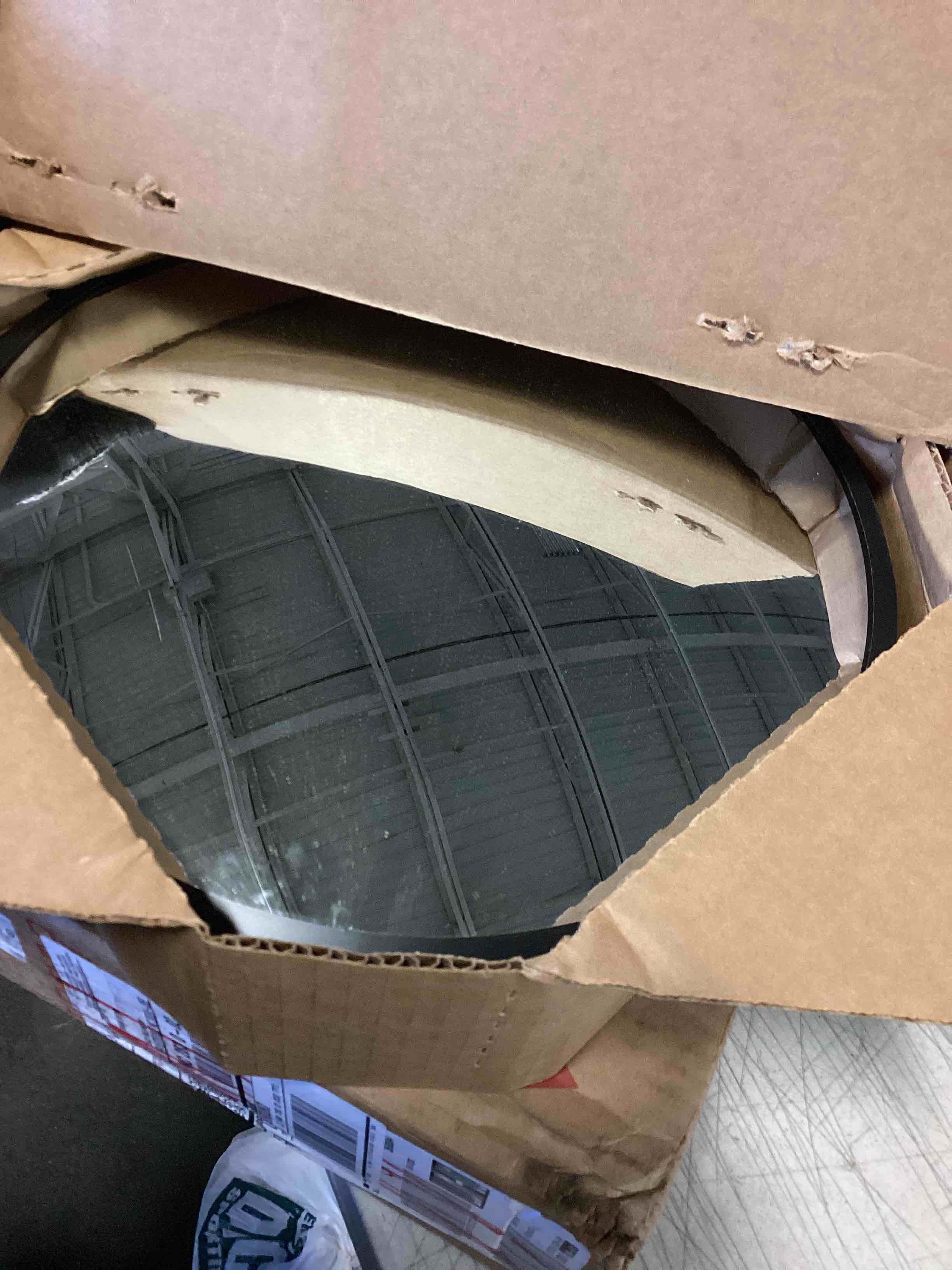 https://s3.amazonaws.com/lotting-images-prod/bidfta/ORG5257792_1699979021331.jpeg