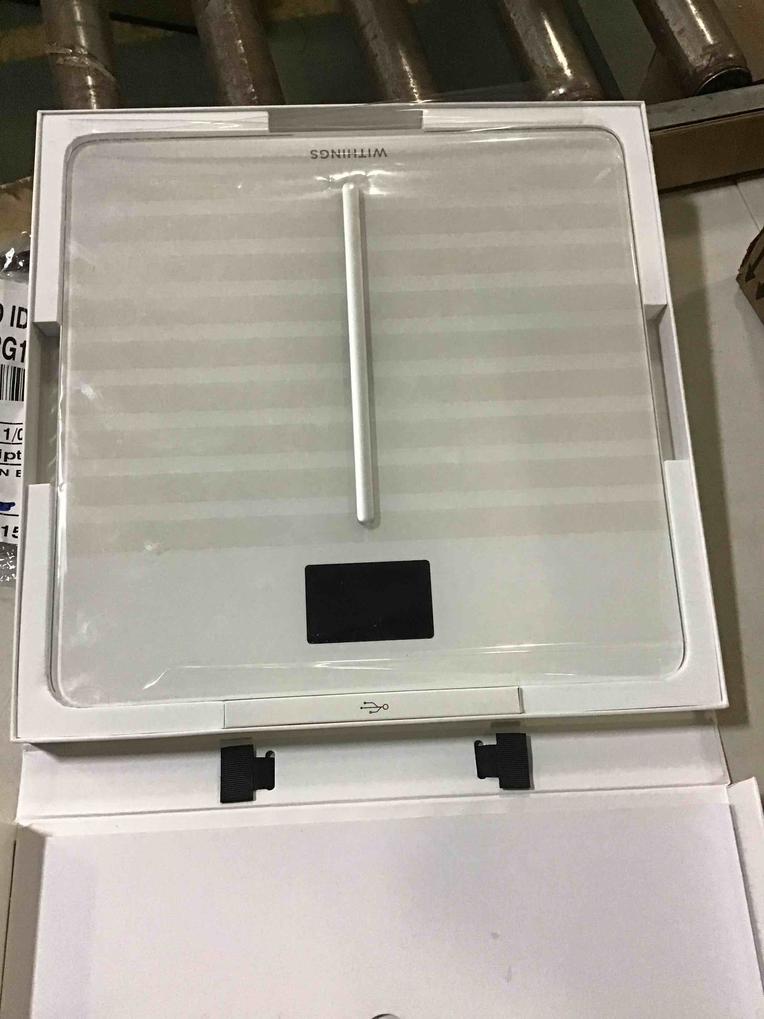 https://s3.amazonaws.com/lotting-images-prod/bidfta/ORG5259554_1699365920537.jpeg