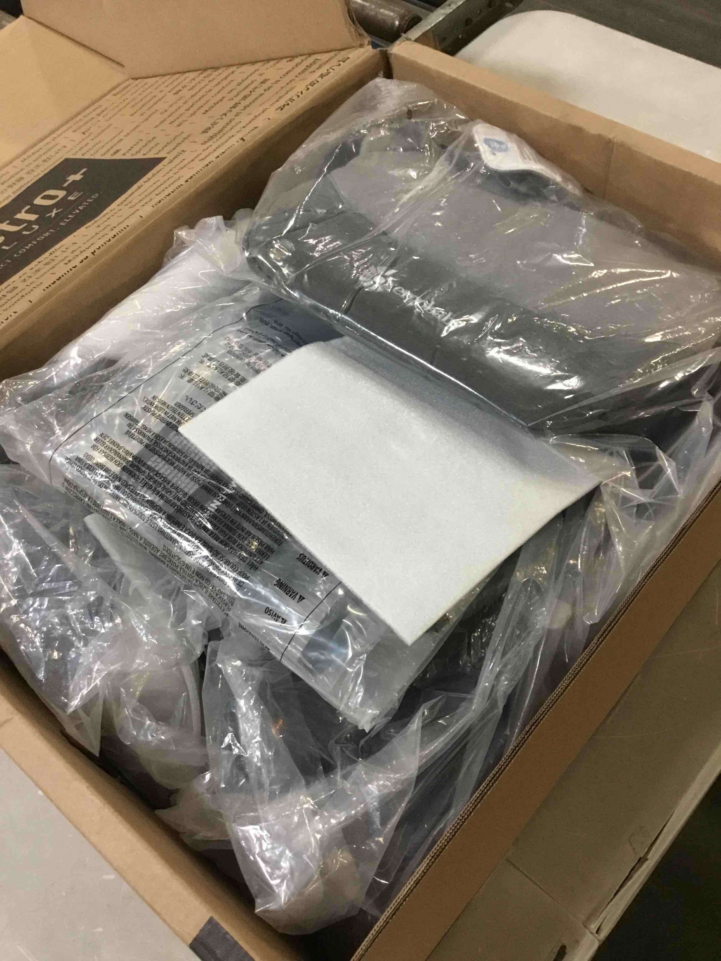 https://s3.amazonaws.com/lotting-images-prod/bidfta/ORG5260073_1699881856732.jpeg