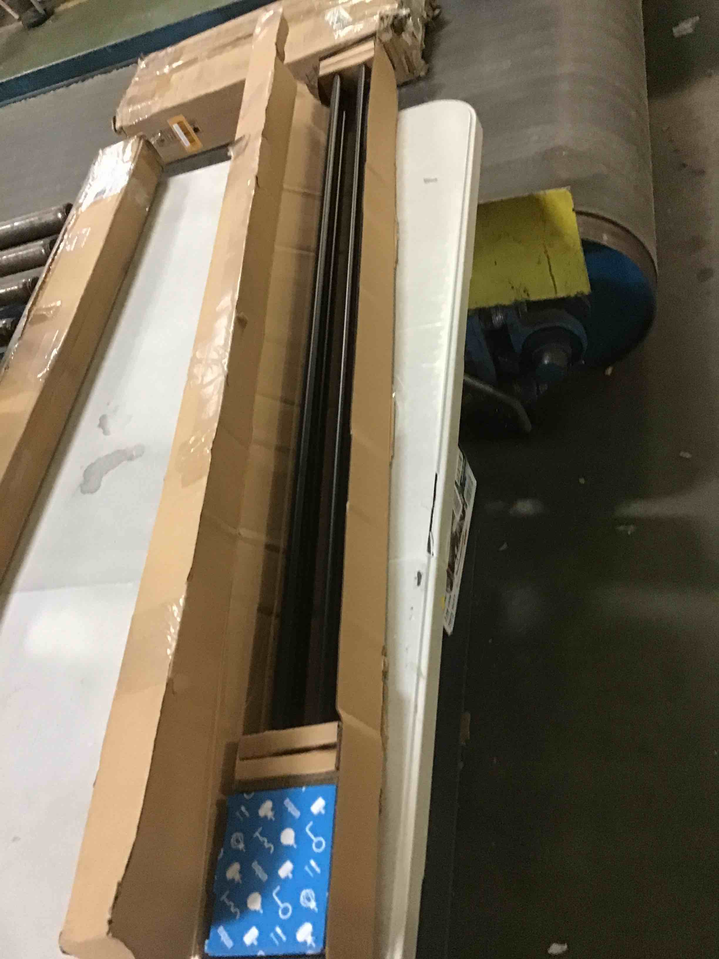 https://s3.amazonaws.com/lotting-images-prod/bidfta/ORG5260401_1700156308067.jpeg