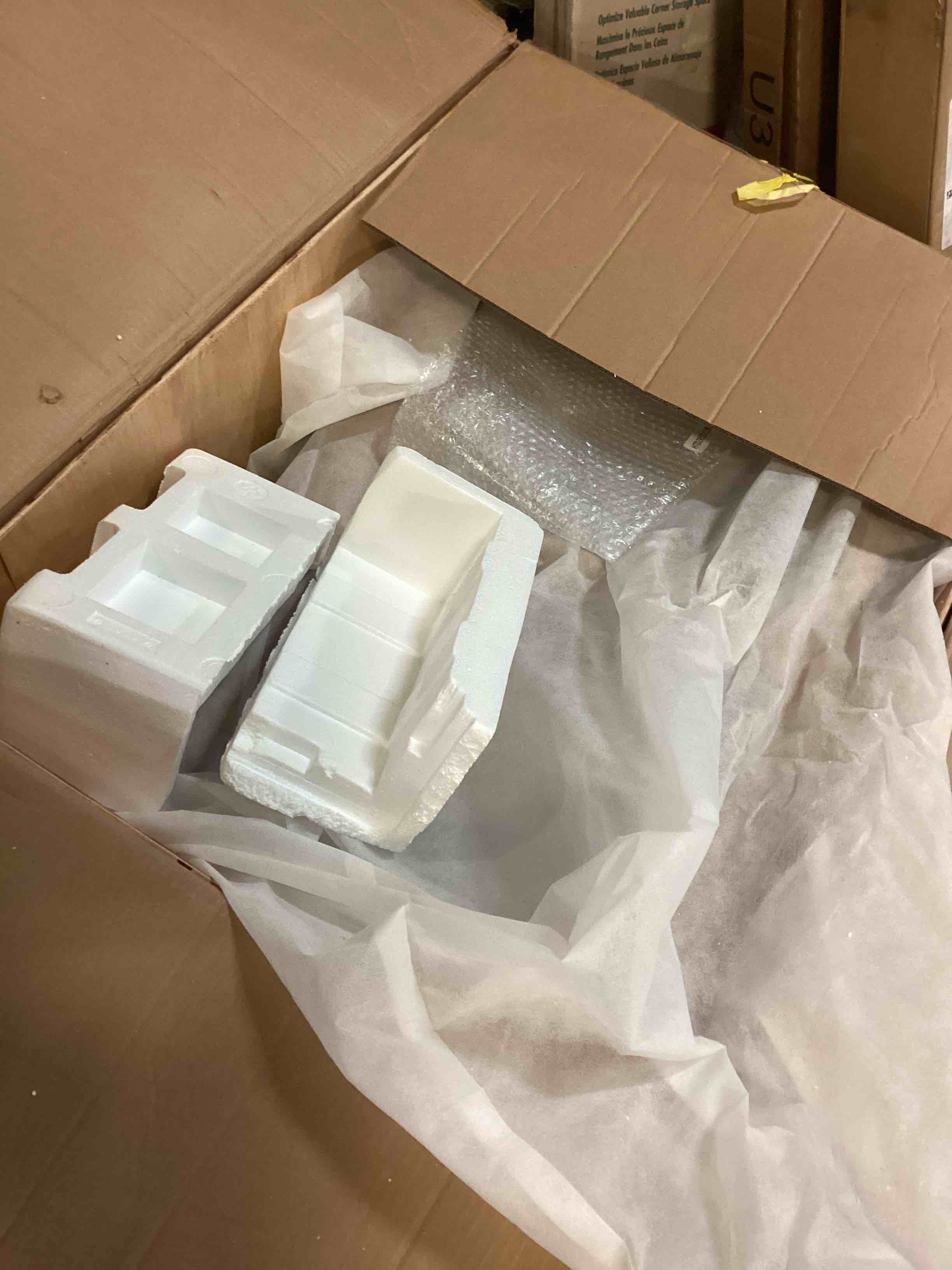https://s3.amazonaws.com/lotting-images-prod/bidfta/ORG5262259_1700855556320.jpeg