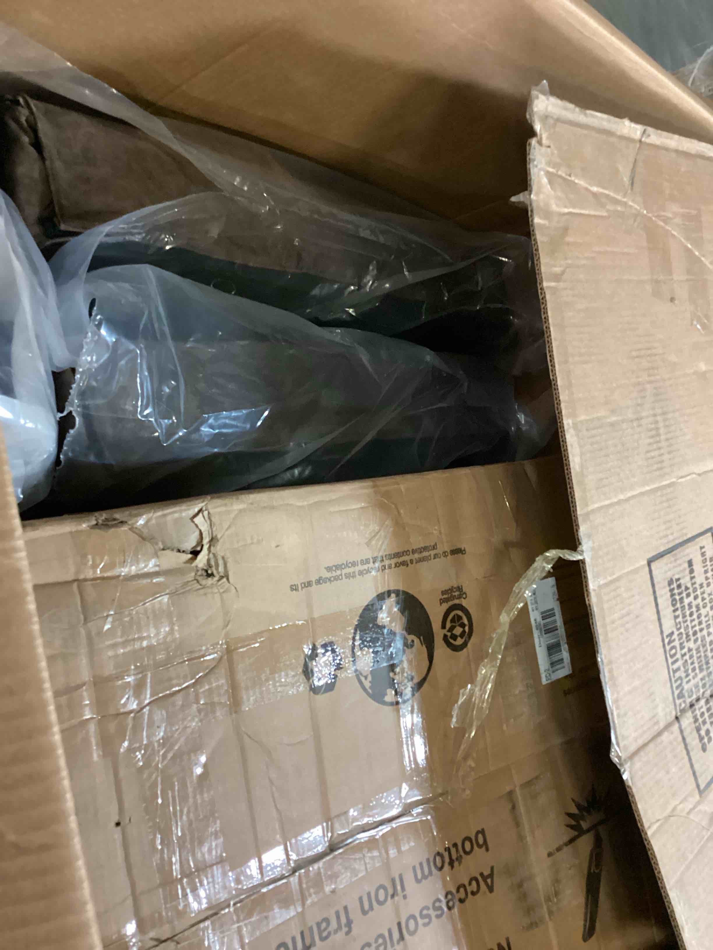 https://s3.amazonaws.com/lotting-images-prod/bidfta/ORG5262280_1700858824833.jpeg