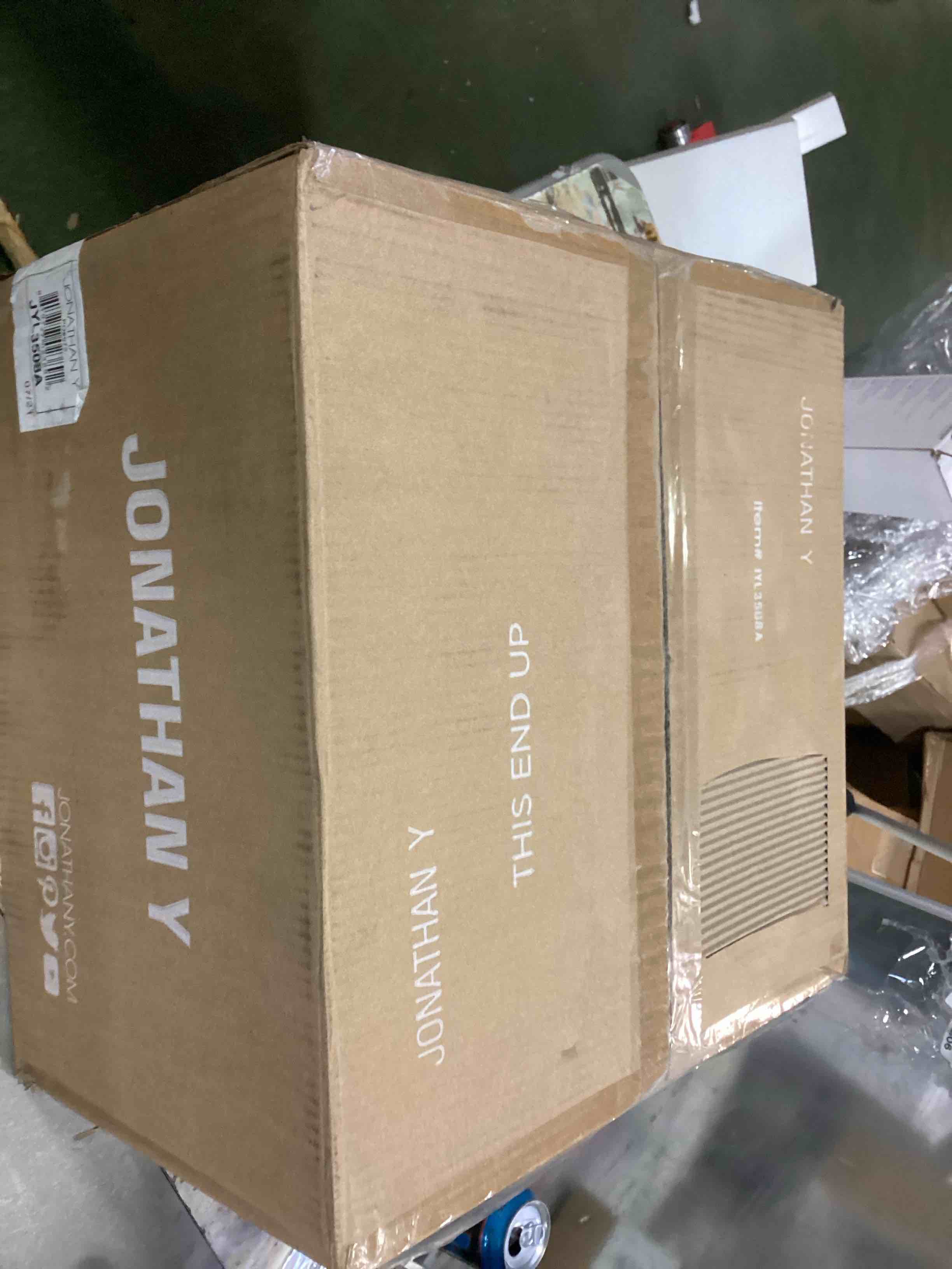 https://s3.amazonaws.com/lotting-images-prod/bidfta/ORG5266554_1700860168564.jpeg