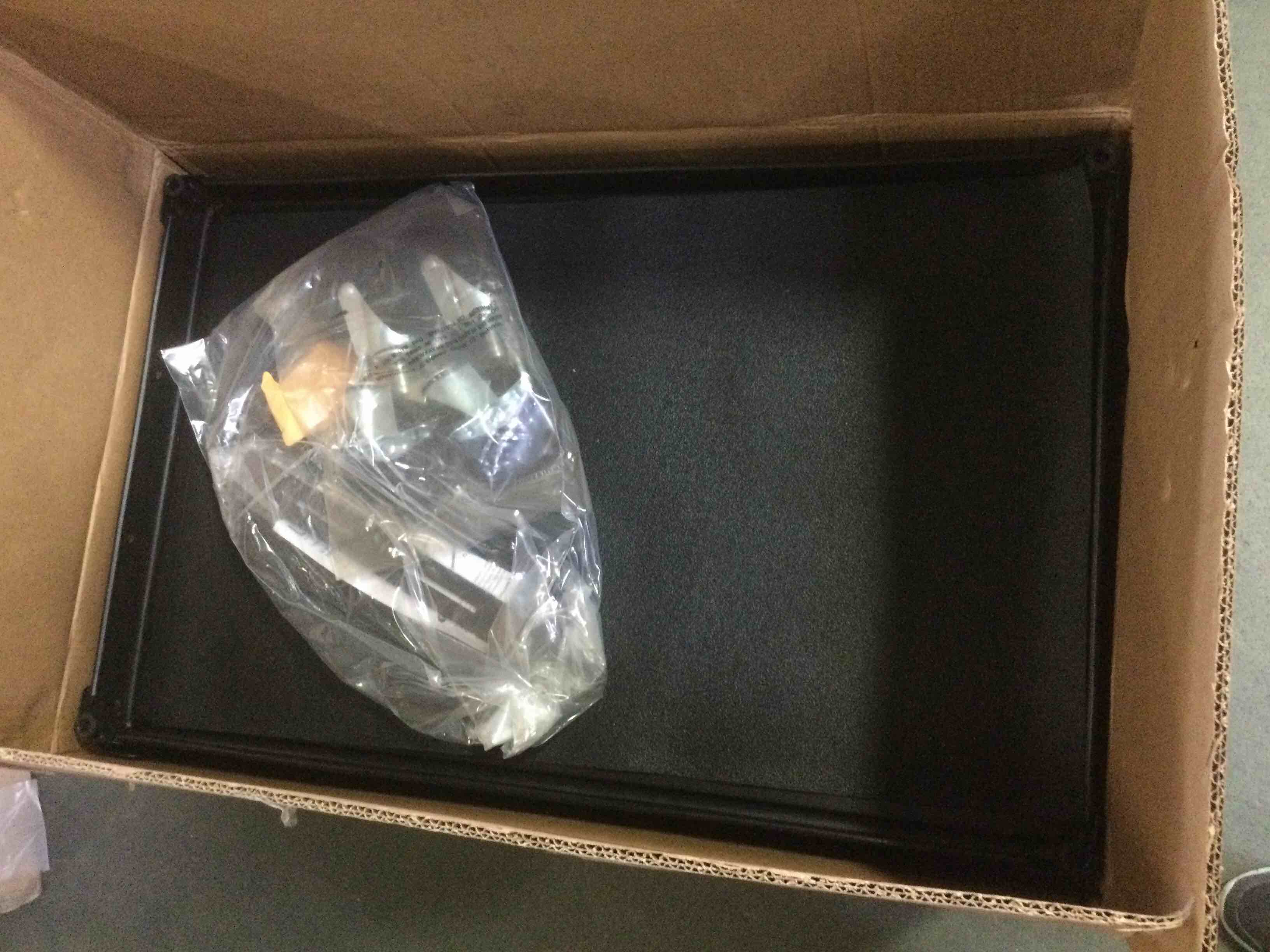 https://s3.amazonaws.com/lotting-images-prod/bidfta/ORG5268207_1700497528242.jpeg