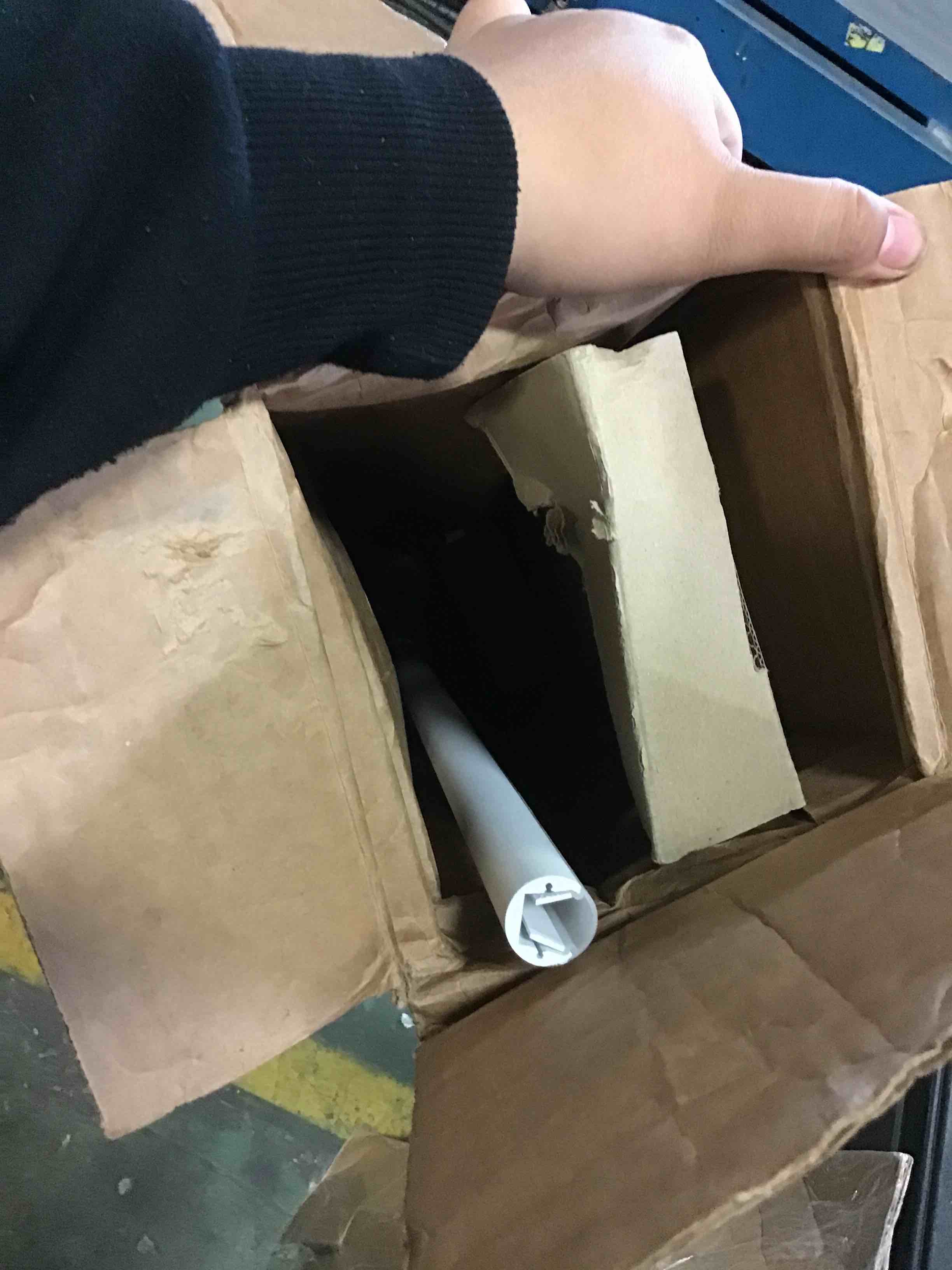 https://s3.amazonaws.com/lotting-images-prod/bidfta/ORG5270107_1699637776154.jpeg