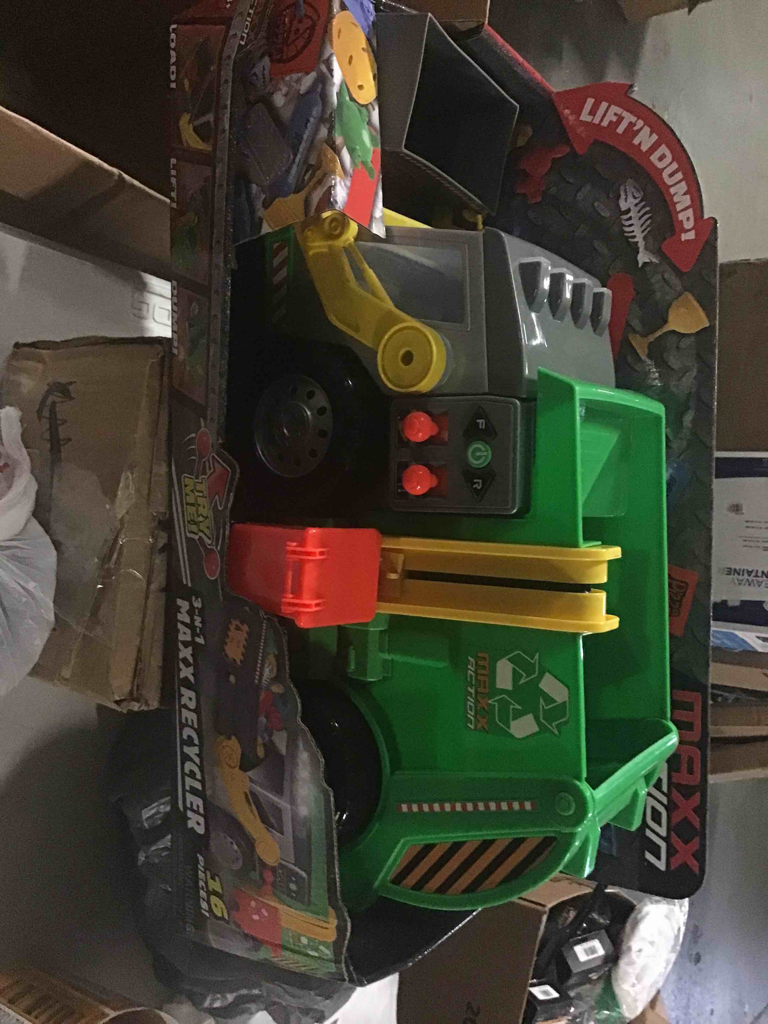 https://s3.amazonaws.com/lotting-images-prod/bidfta/ORG5270820_1700481968065.jpeg
