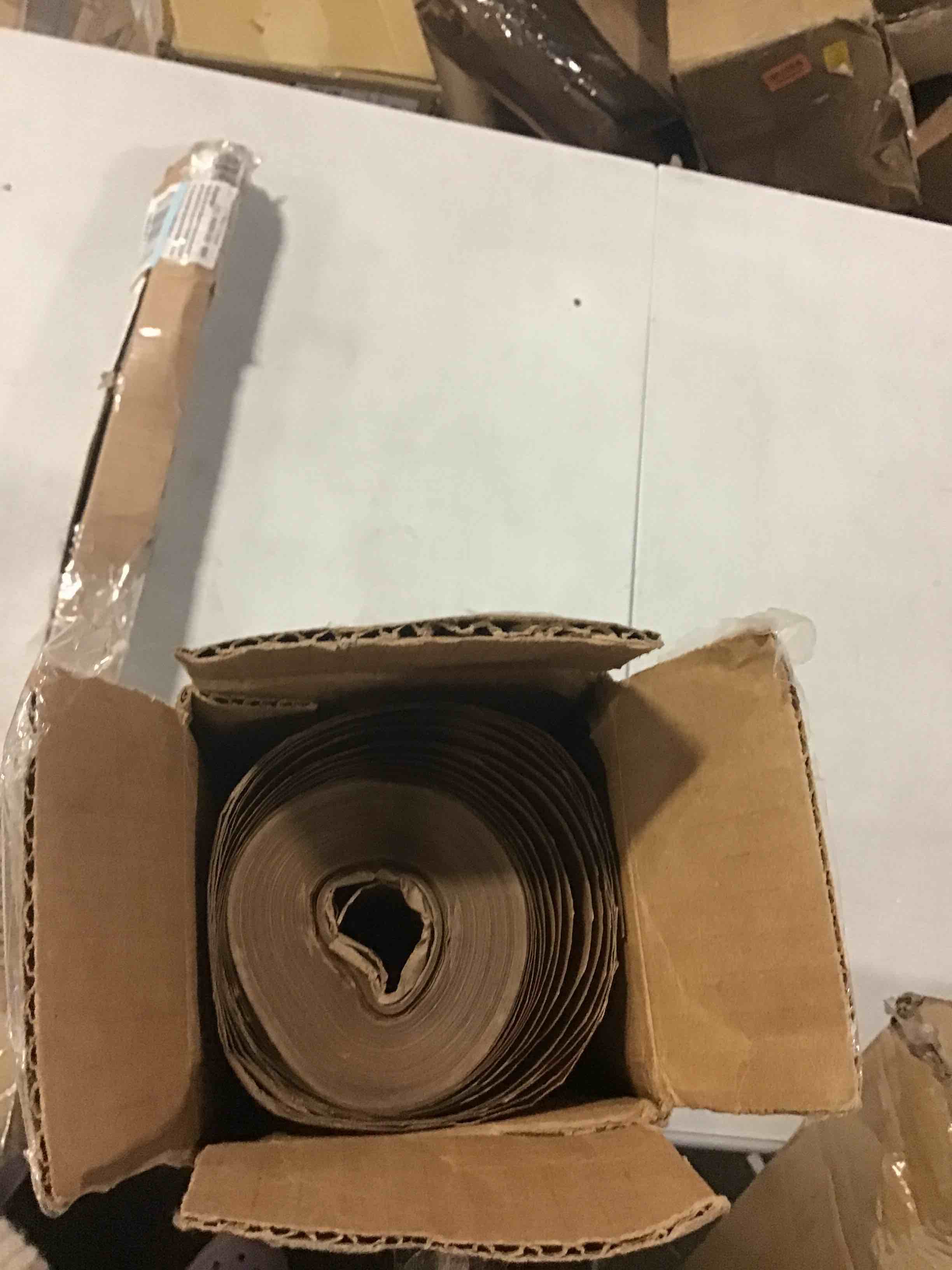 https://s3.amazonaws.com/lotting-images-prod/bidfta/ORG5271141_1700829271791.jpeg
