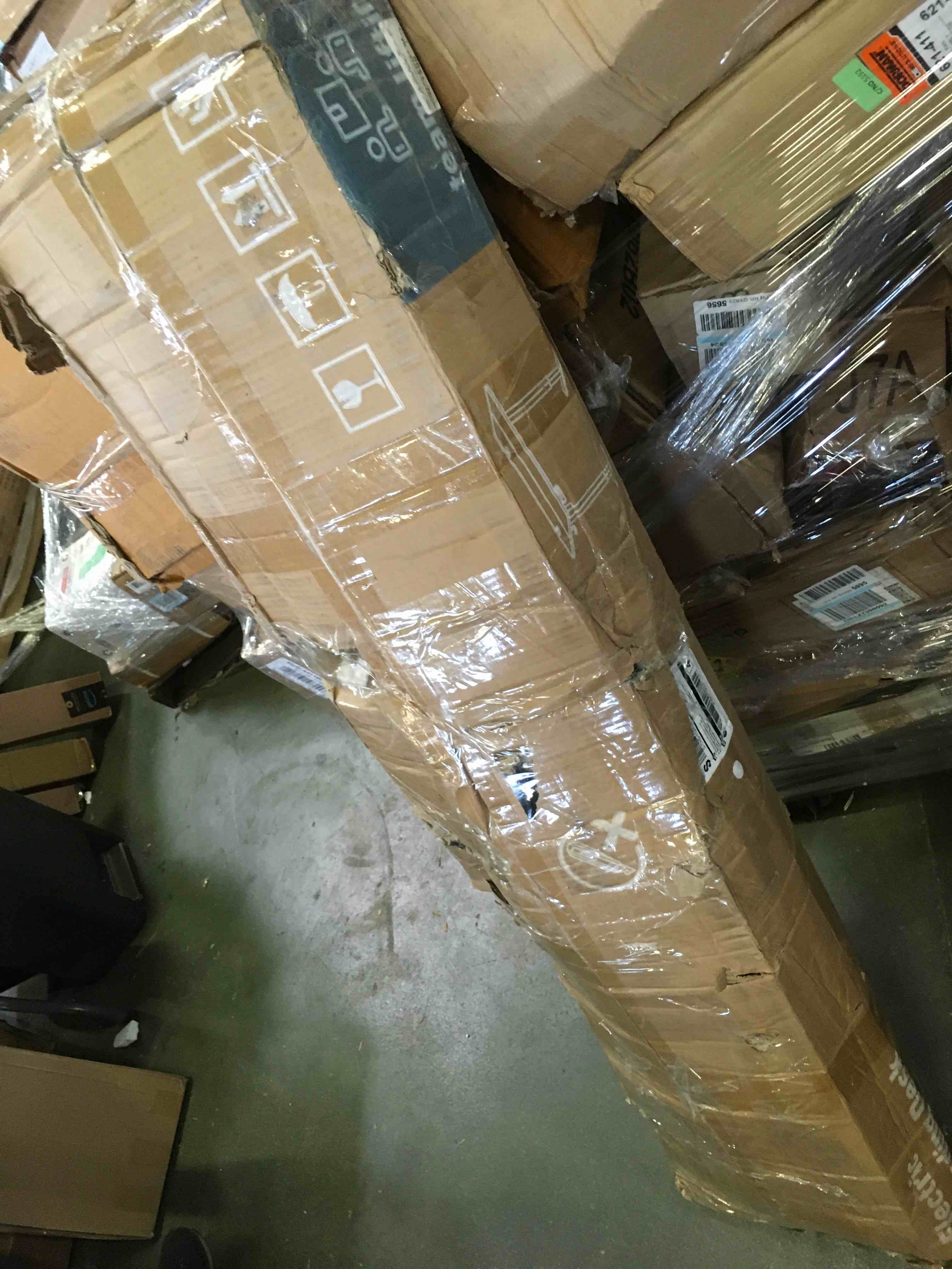 https://s3.amazonaws.com/lotting-images-prod/bidfta/ORG5273269_1699986933395.jpeg