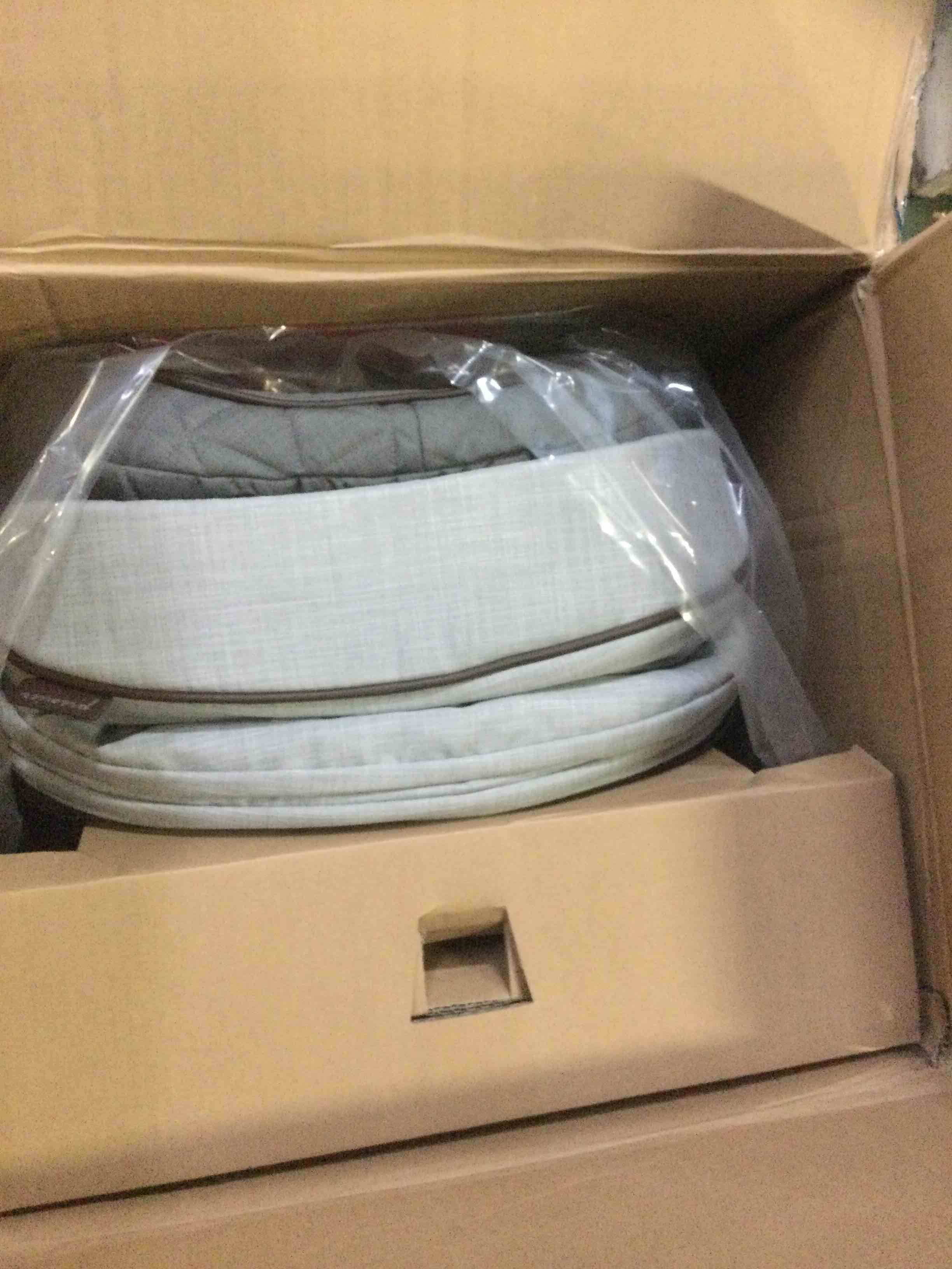 https://s3.amazonaws.com/lotting-images-prod/bidfta/ORG5274084_1700255779665.jpeg