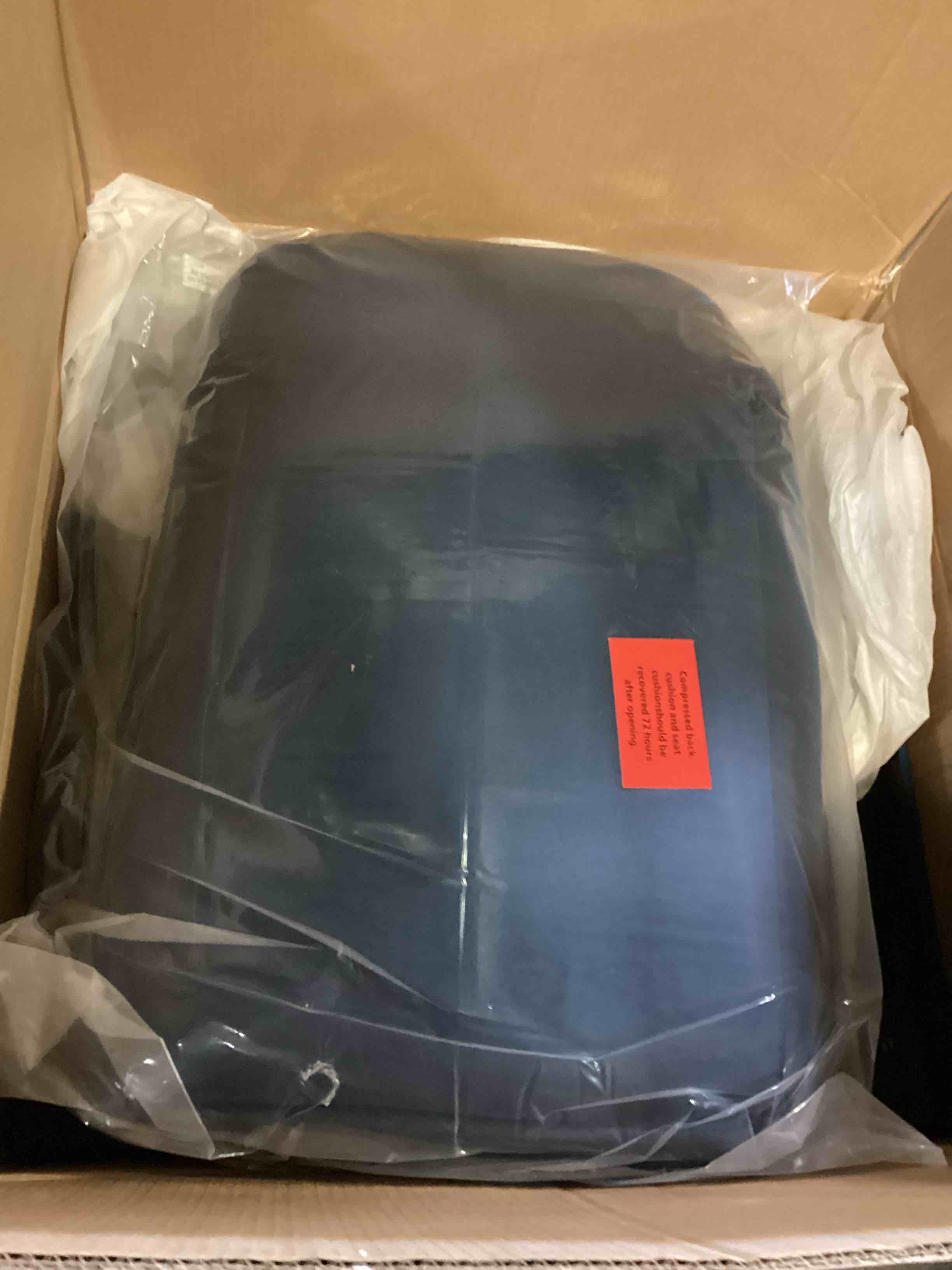 https://s3.amazonaws.com/lotting-images-prod/bidfta/ORG5274489_1699986631709.jpeg