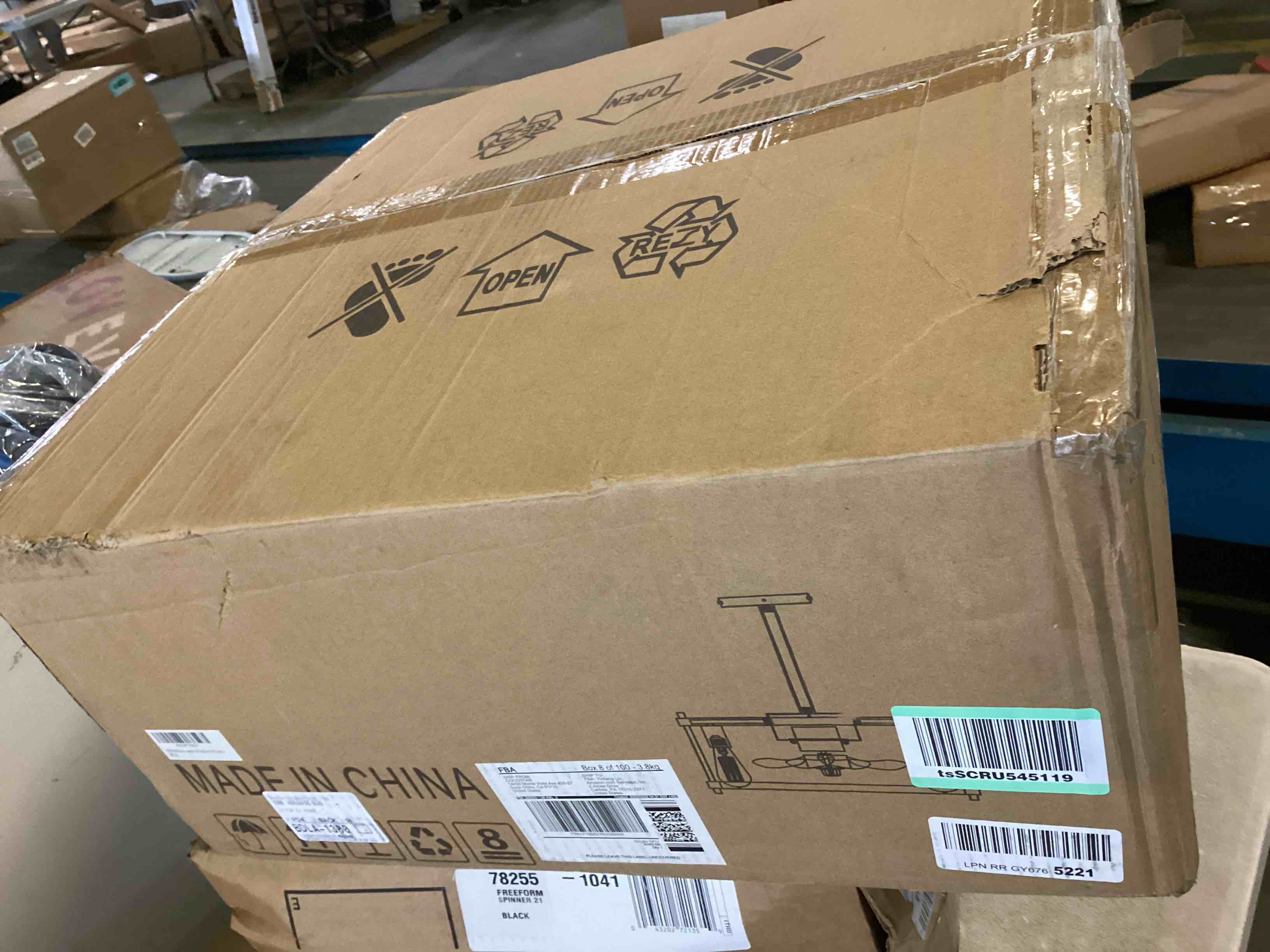 https://s3.amazonaws.com/lotting-images-prod/bidfta/ORG5274887_1700149232337.jpeg