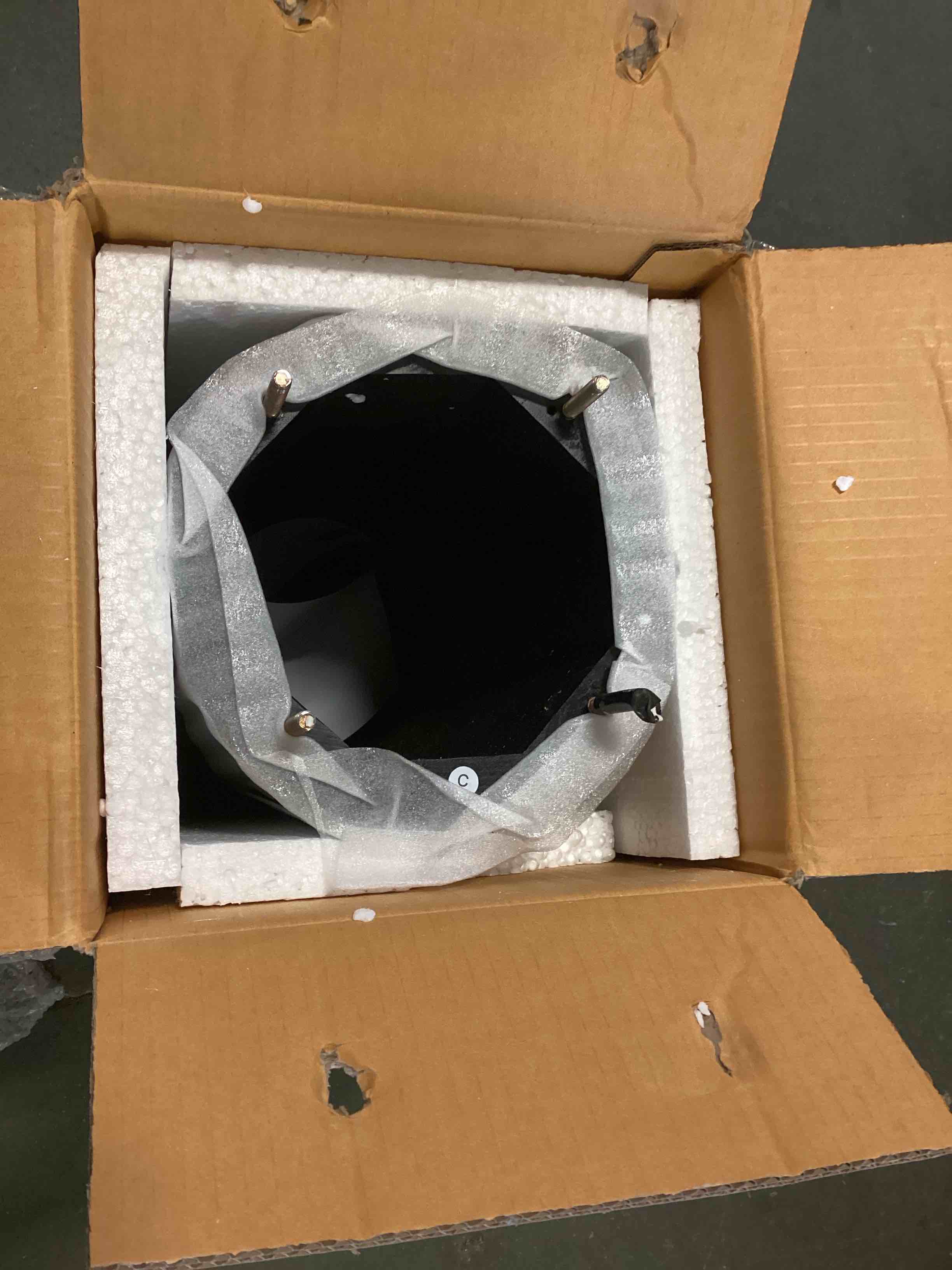 https://s3.amazonaws.com/lotting-images-prod/bidfta/ORG5274977_1700161872606.jpeg