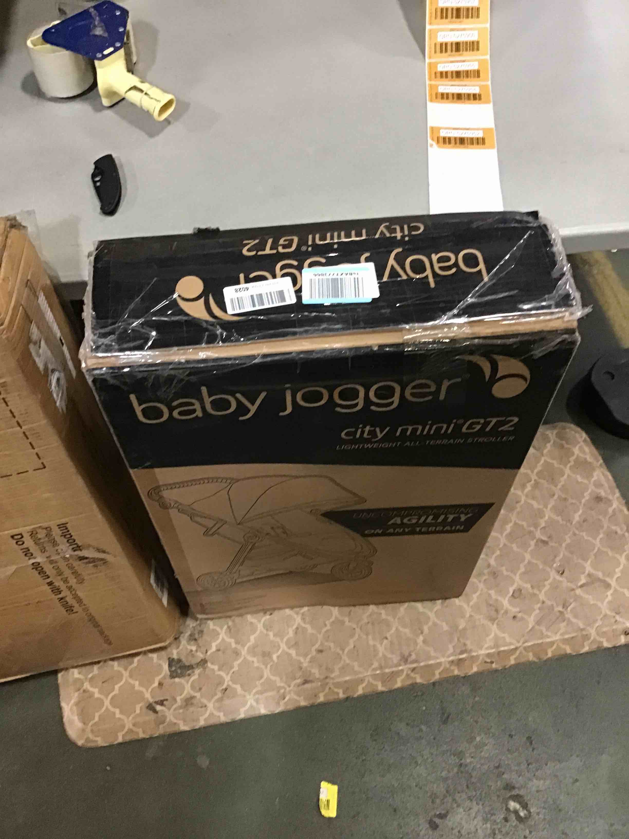 https://s3.amazonaws.com/lotting-images-prod/bidfta/ORG5275952_1693397869917.jpeg