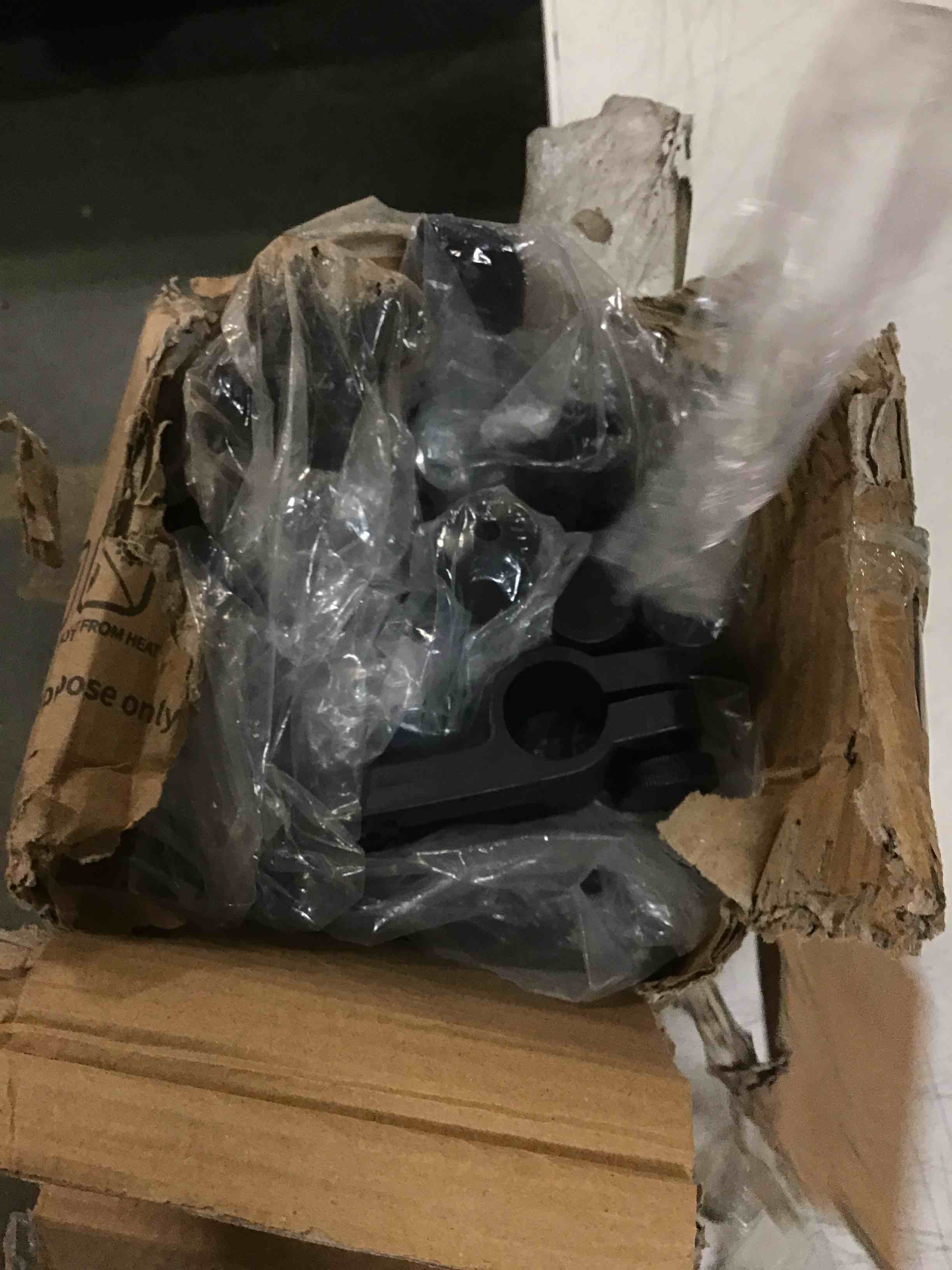 https://s3.amazonaws.com/lotting-images-prod/bidfta/ORG5276925_1694620372862.jpeg
