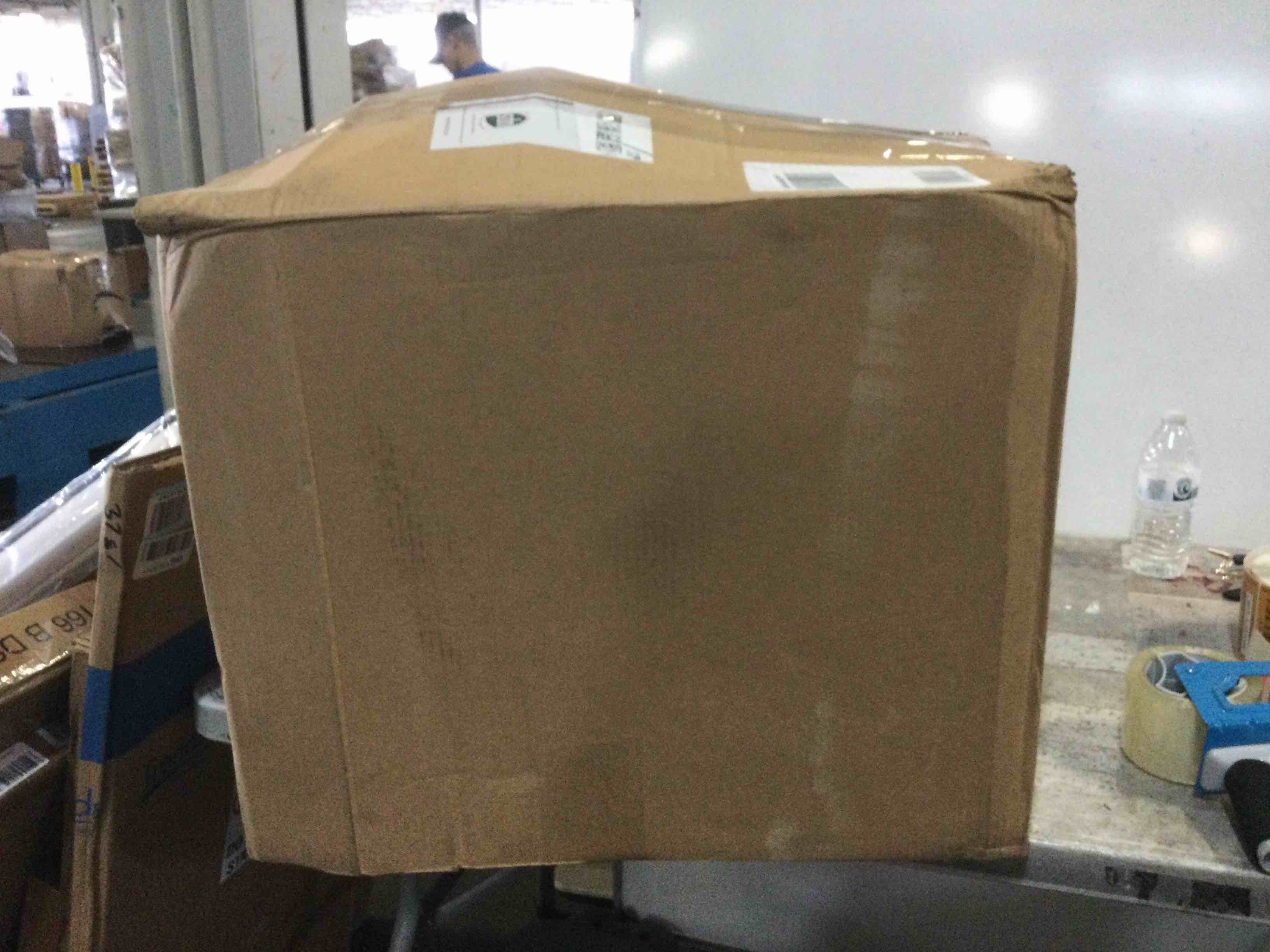 https://s3.amazonaws.com/lotting-images-prod/bidfta/ORG5282072_1693243320491.jpeg