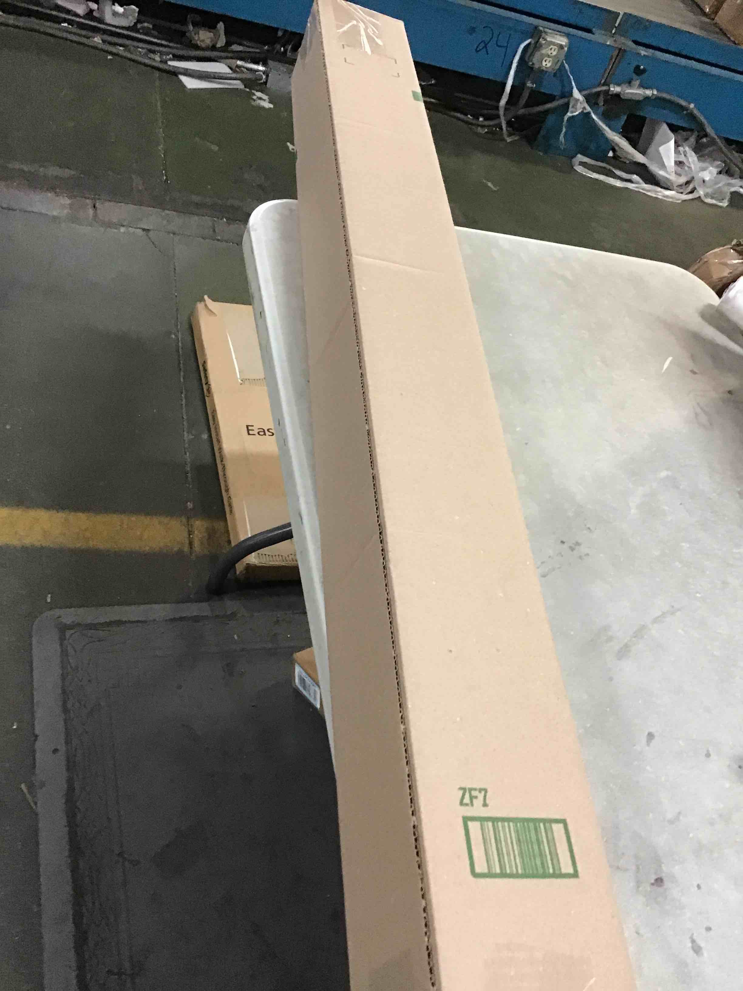 https://s3.amazonaws.com/lotting-images-prod/bidfta/ORG5282715_1694442849689.jpeg