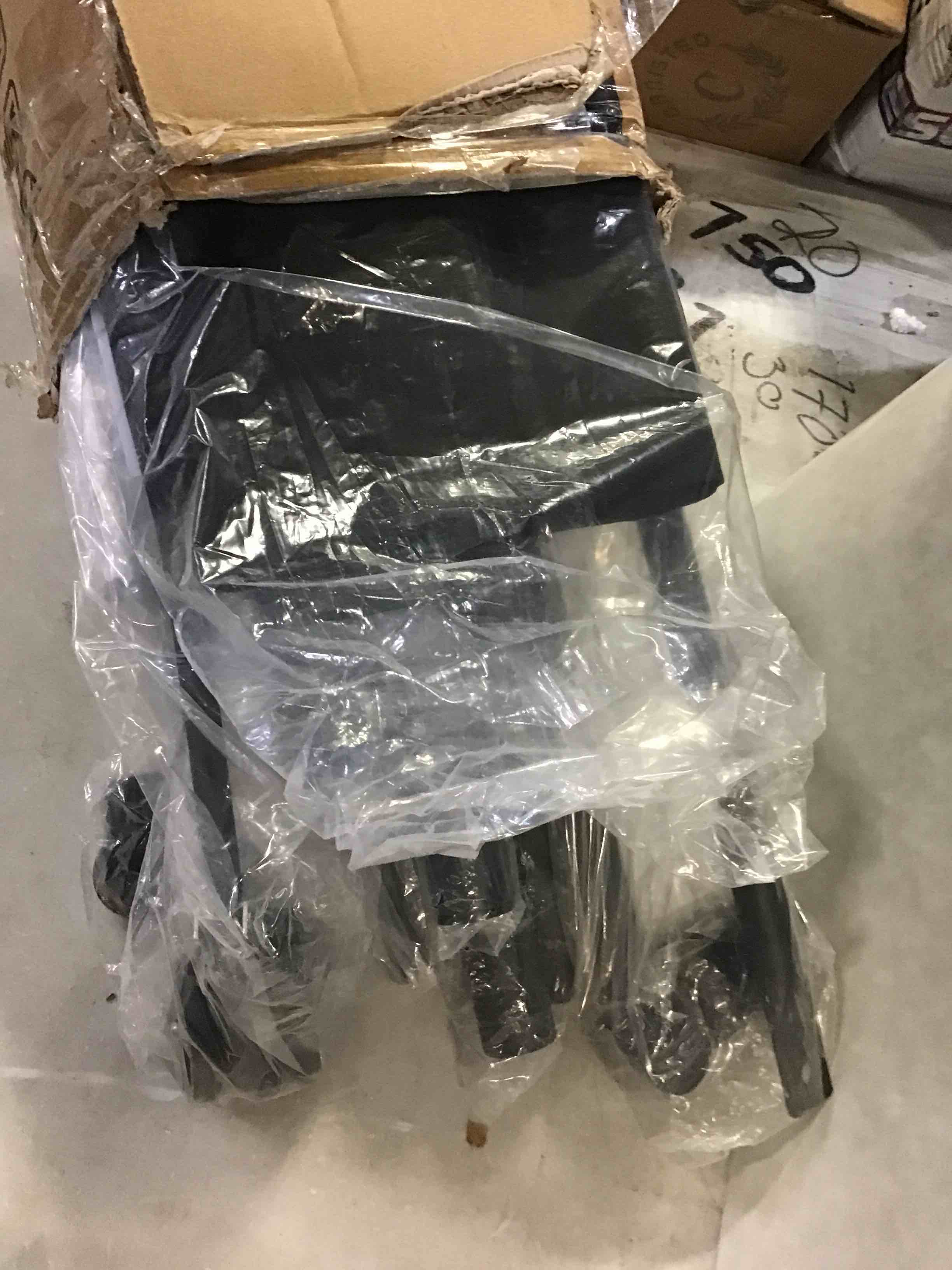 https://s3.amazonaws.com/lotting-images-prod/bidfta/ORG5283201_1694784108098.jpeg