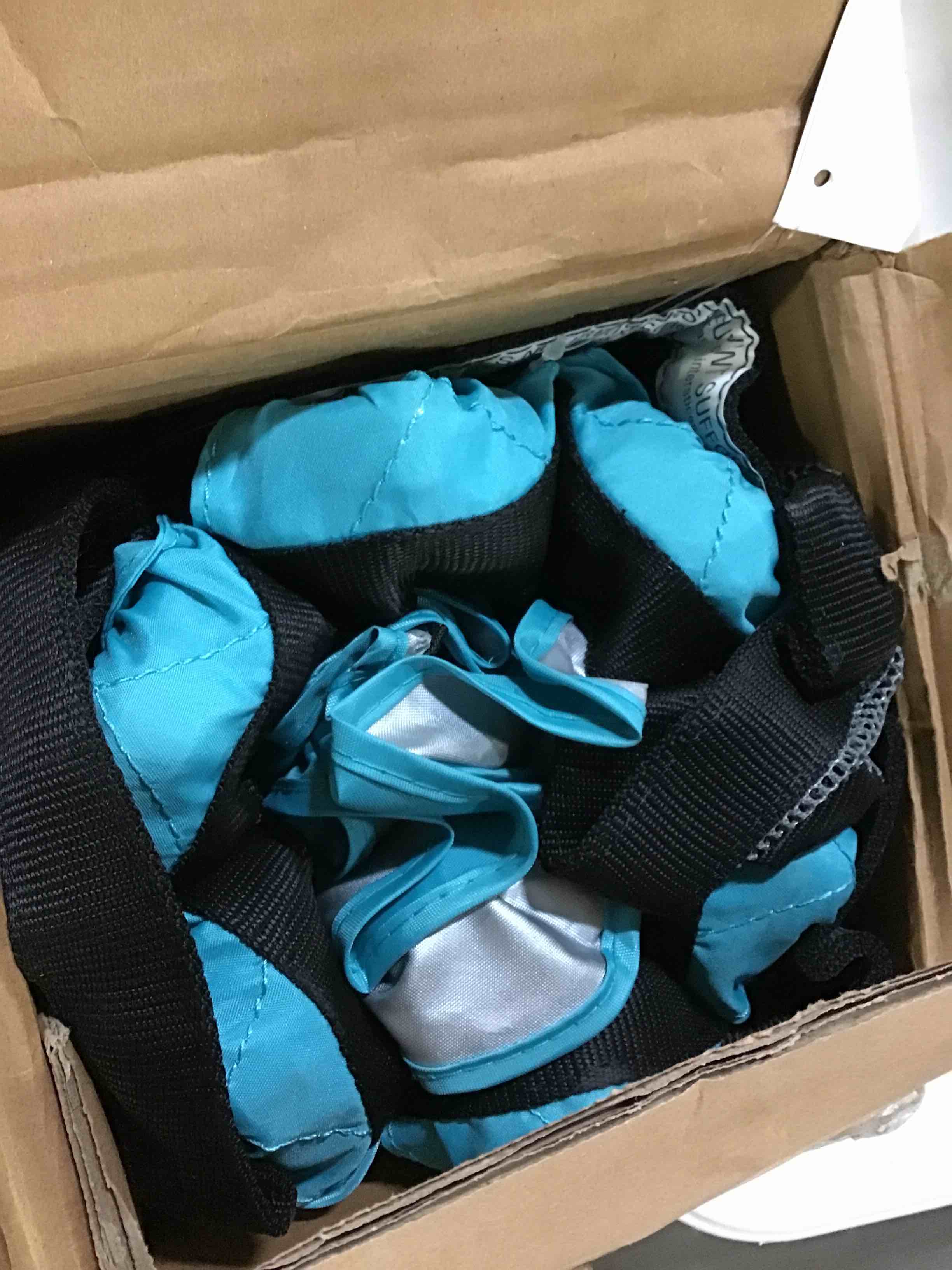 https://s3.amazonaws.com/lotting-images-prod/bidfta/ORG5286025_1695664316737.jpeg