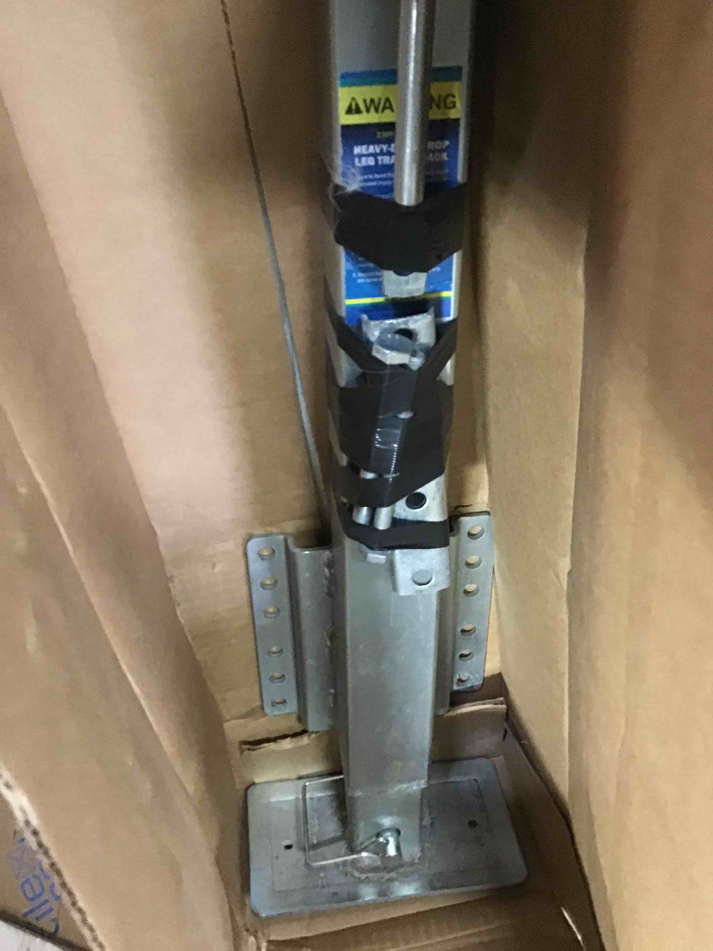 https://s3.amazonaws.com/lotting-images-prod/bidfta/ORG5286330_1695827964711.jpeg