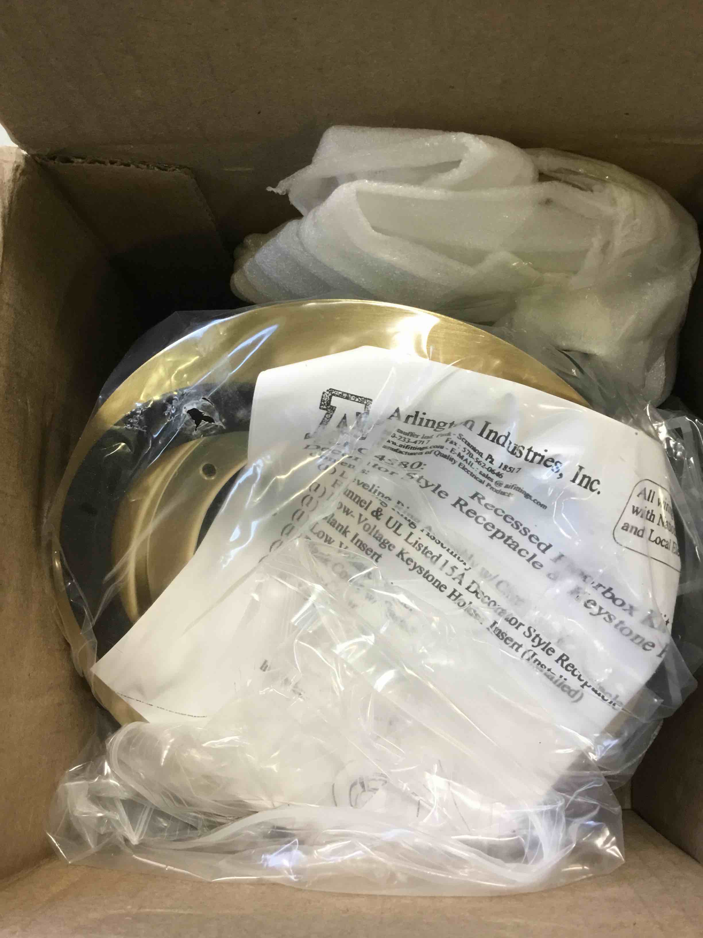 https://s3.amazonaws.com/lotting-images-prod/bidfta/ORG5286512_1693237052727.jpeg