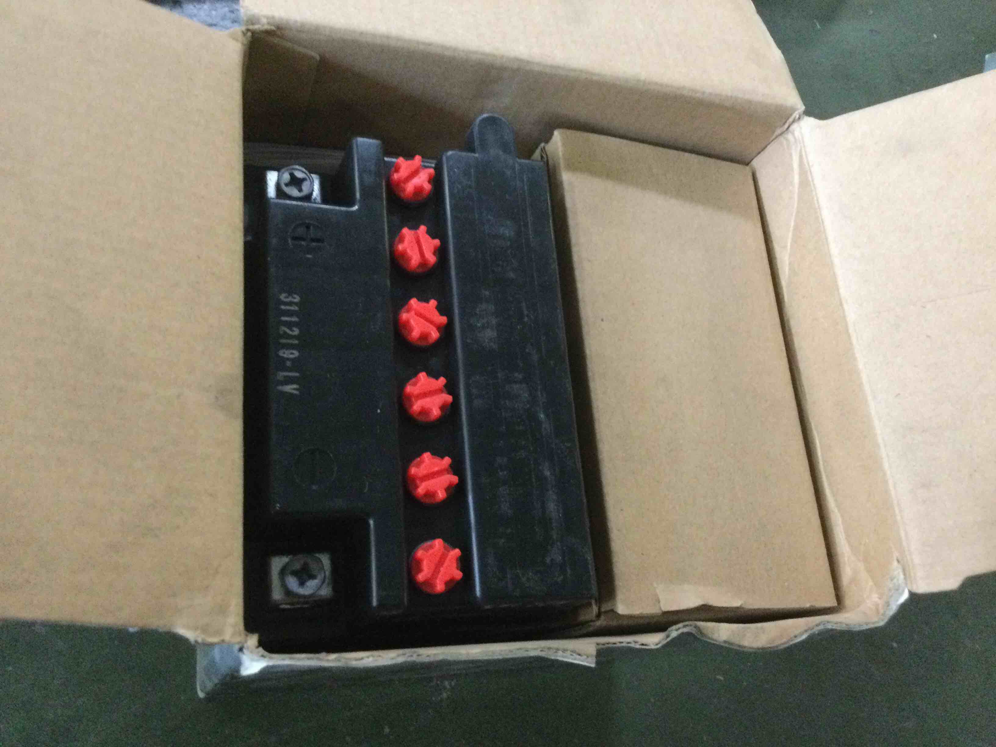 https://s3.amazonaws.com/lotting-images-prod/bidfta/ORG5288218_1688995930154.jpeg