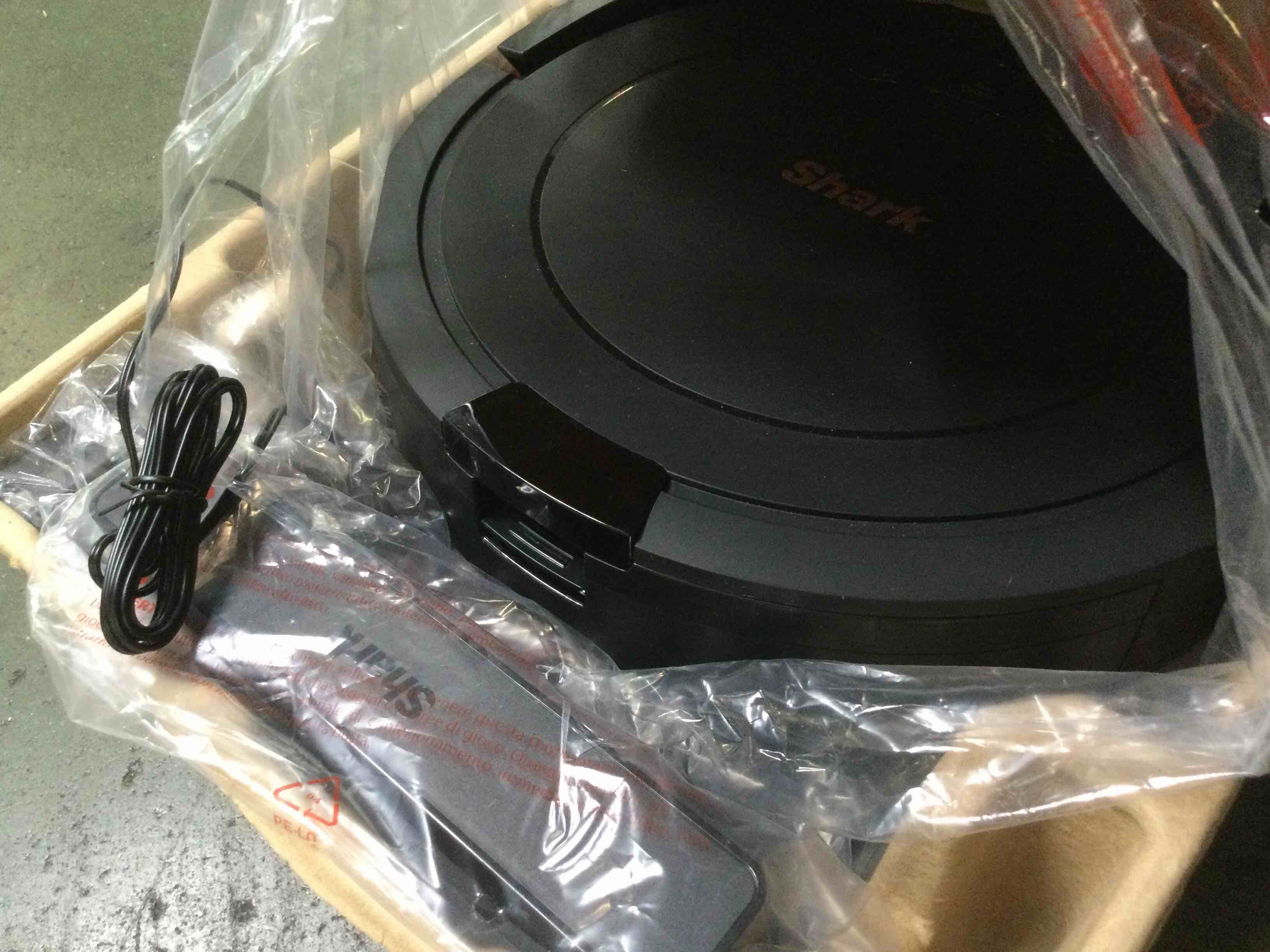 https://s3.amazonaws.com/lotting-images-prod/bidfta/ORG5288812_1689358757932.jpeg