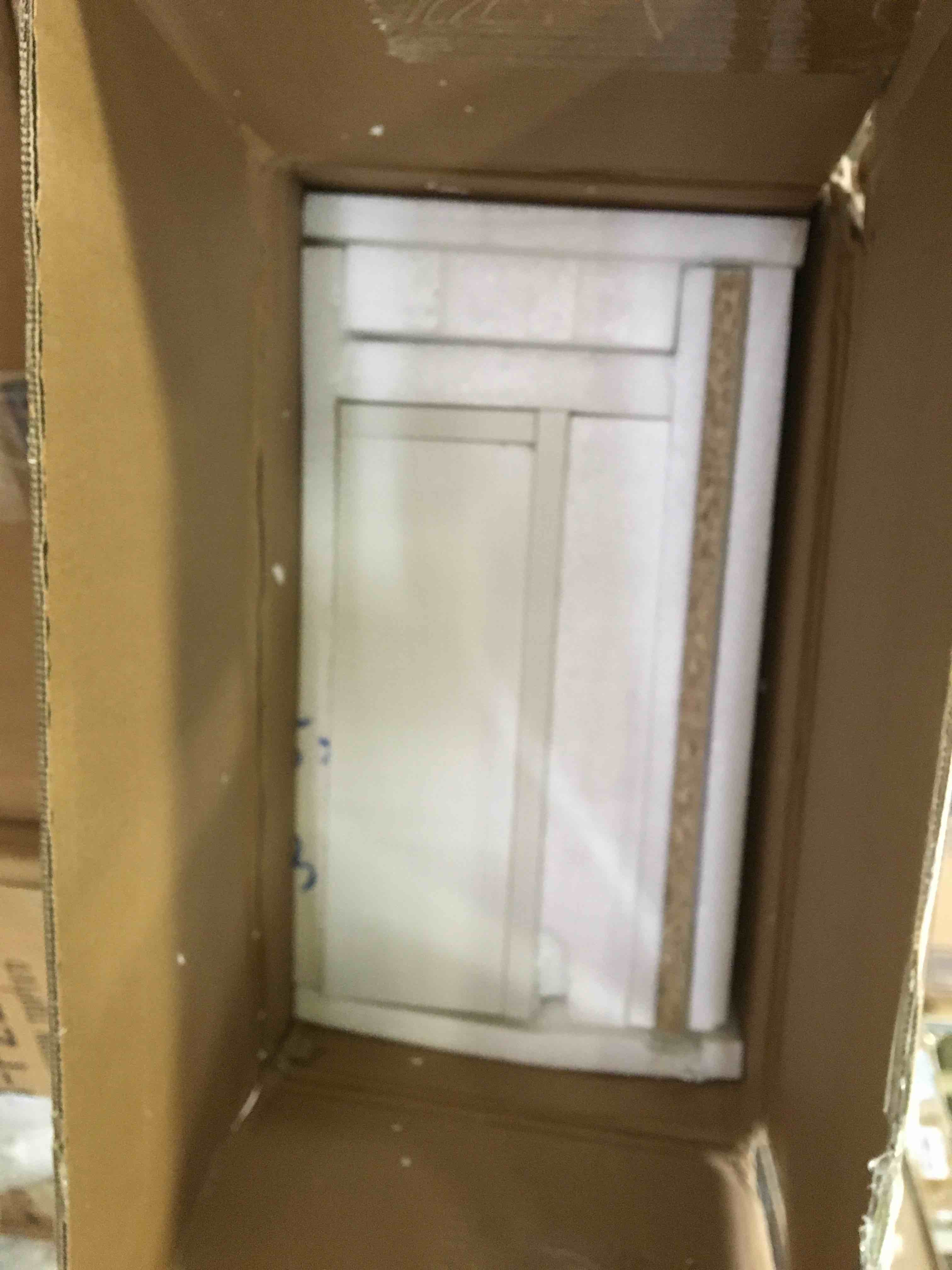https://s3.amazonaws.com/lotting-images-prod/bidfta/ORG5290179_1689256412546.jpeg