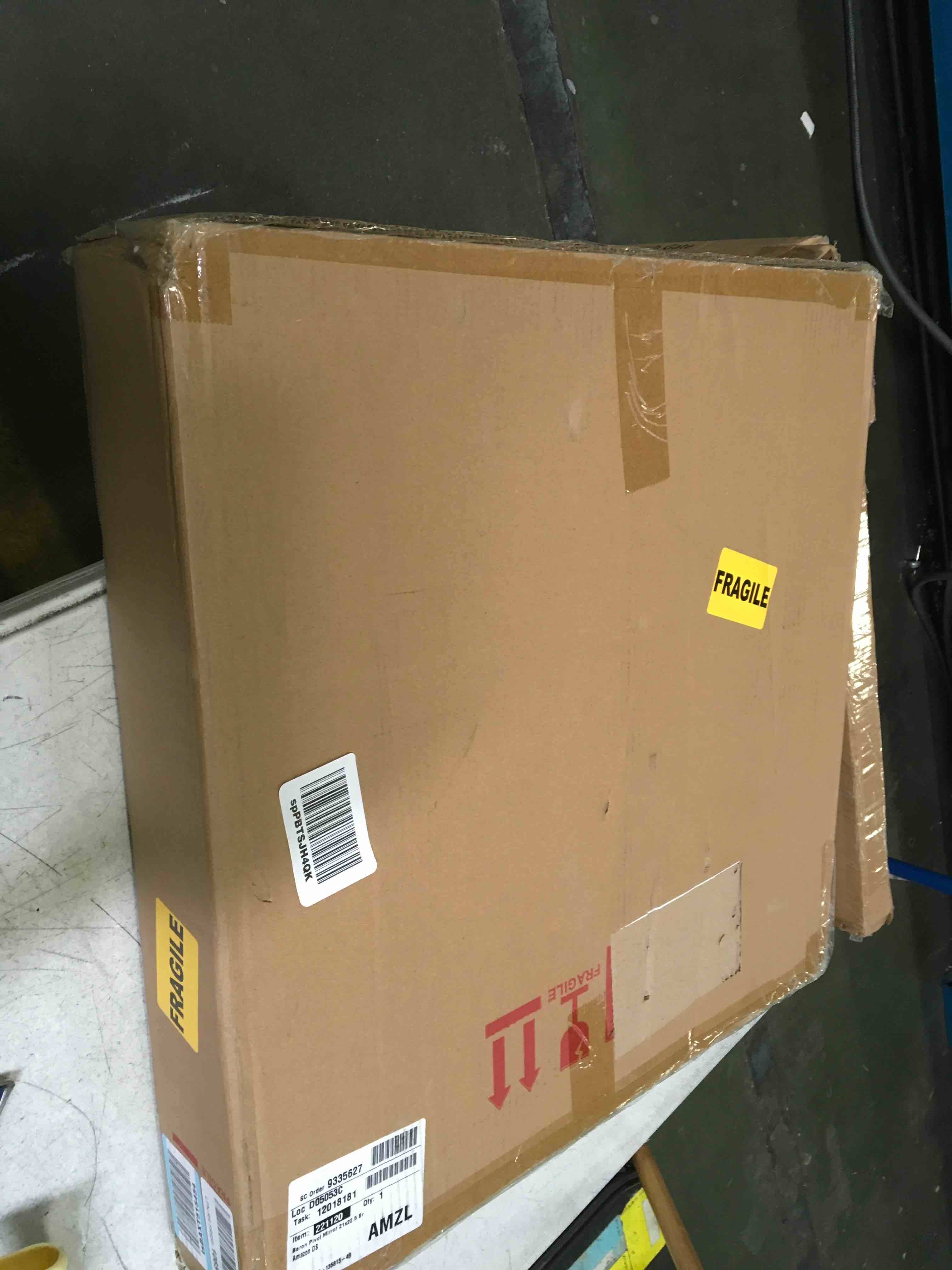 https://s3.amazonaws.com/lotting-images-prod/bidfta/ORG5290421_1689363549491.jpeg