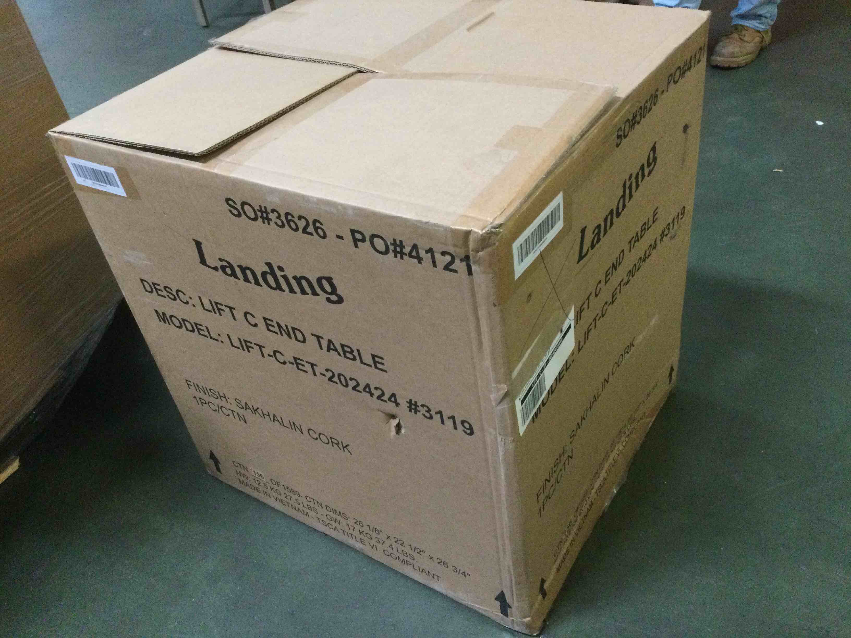 https://s3.amazonaws.com/lotting-images-prod/bidfta/ORG5291129_1689960530693.jpeg