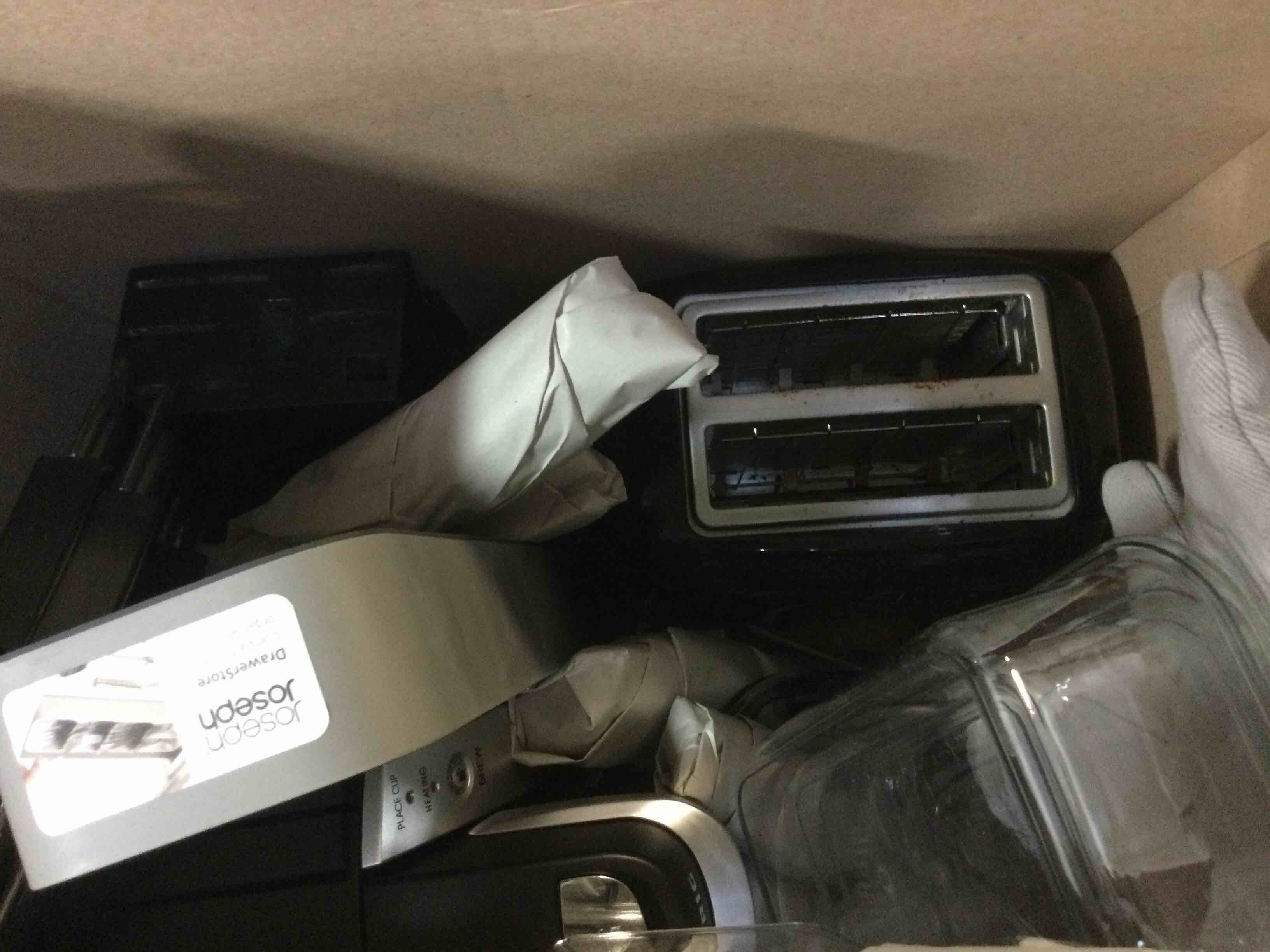https://s3.amazonaws.com/lotting-images-prod/bidfta/ORG5291184_1690025708398.jpeg