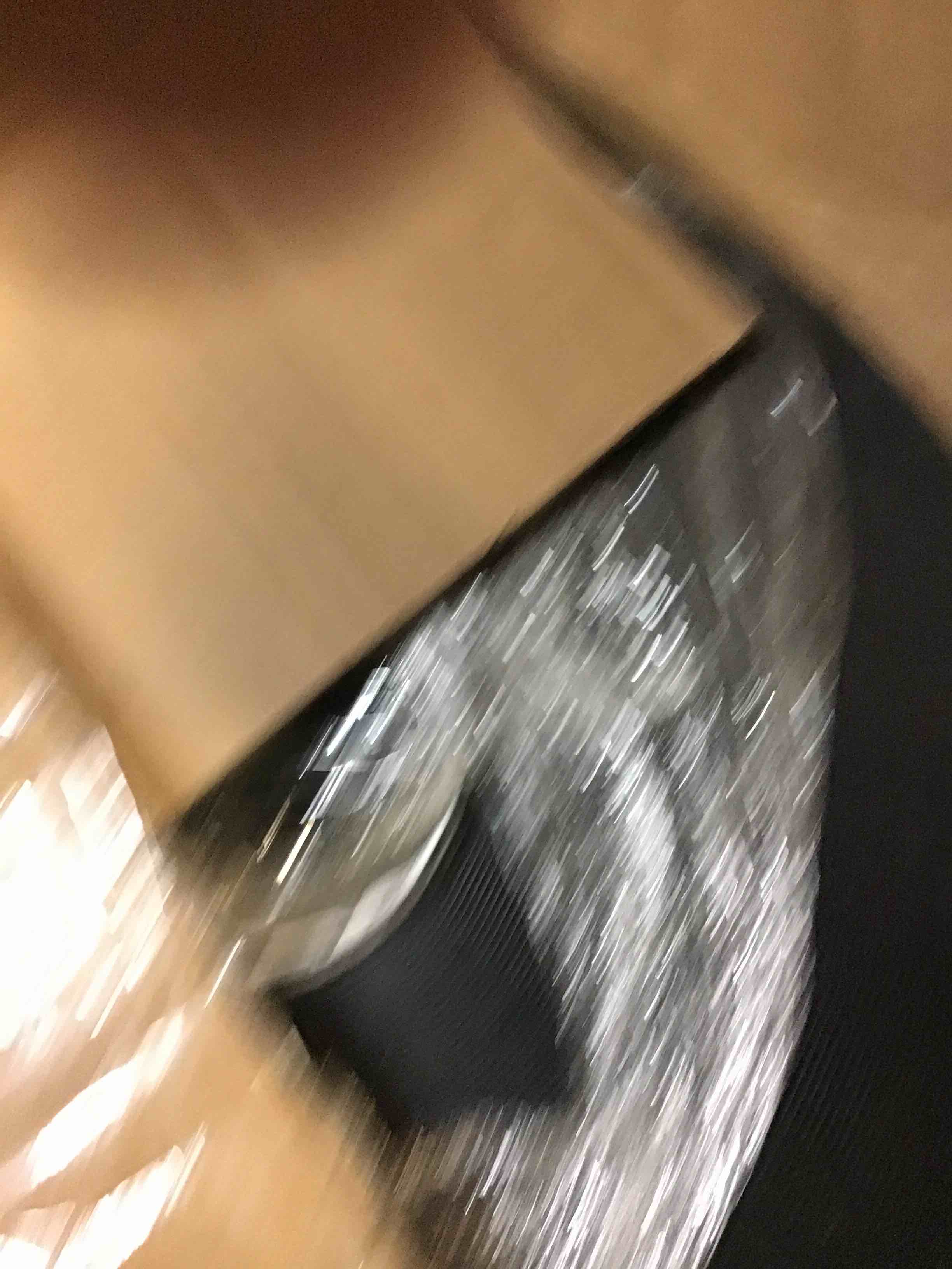 https://s3.amazonaws.com/lotting-images-prod/bidfta/ORG5292613_1689252392917.jpeg